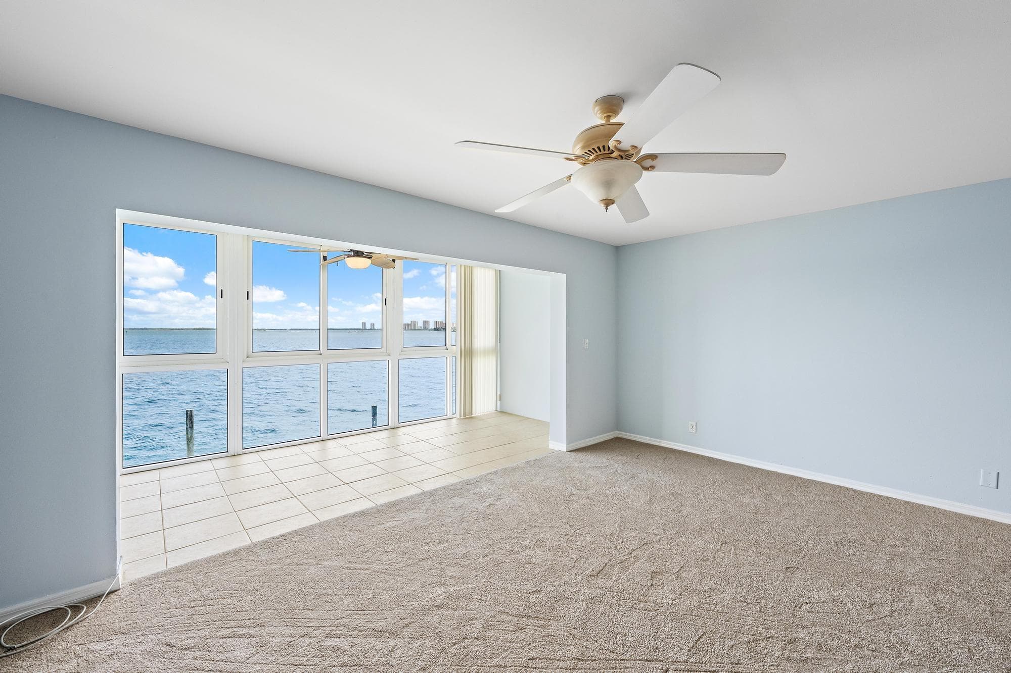 400 Wilma Circle 206, Riviera Beach, FL 33404 2