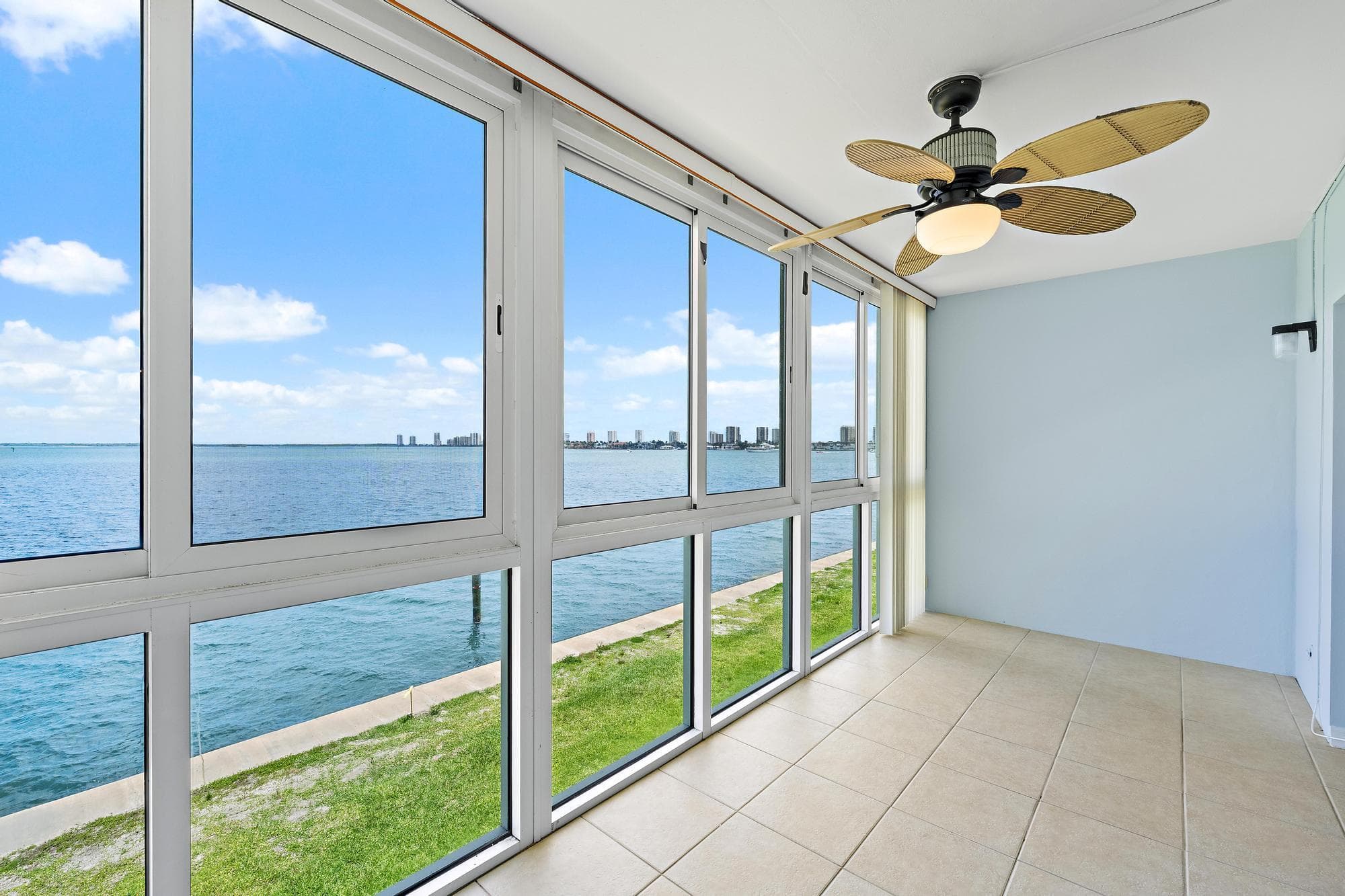 400 Wilma Circle 206, Riviera Beach, FL 33404 3