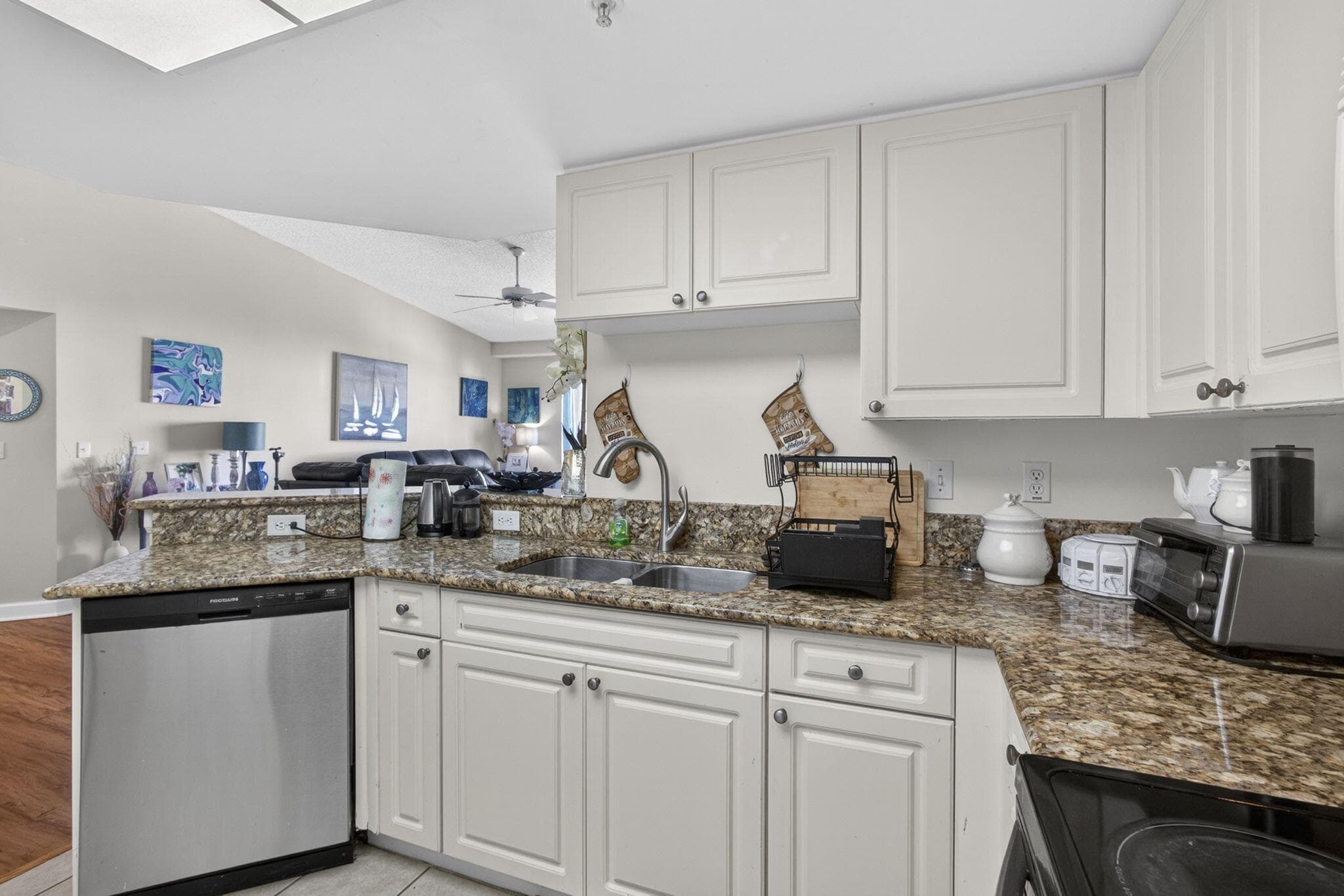 800 S Crestwood Ct Court S 809, Royal Palm Beach, FL 33411 22