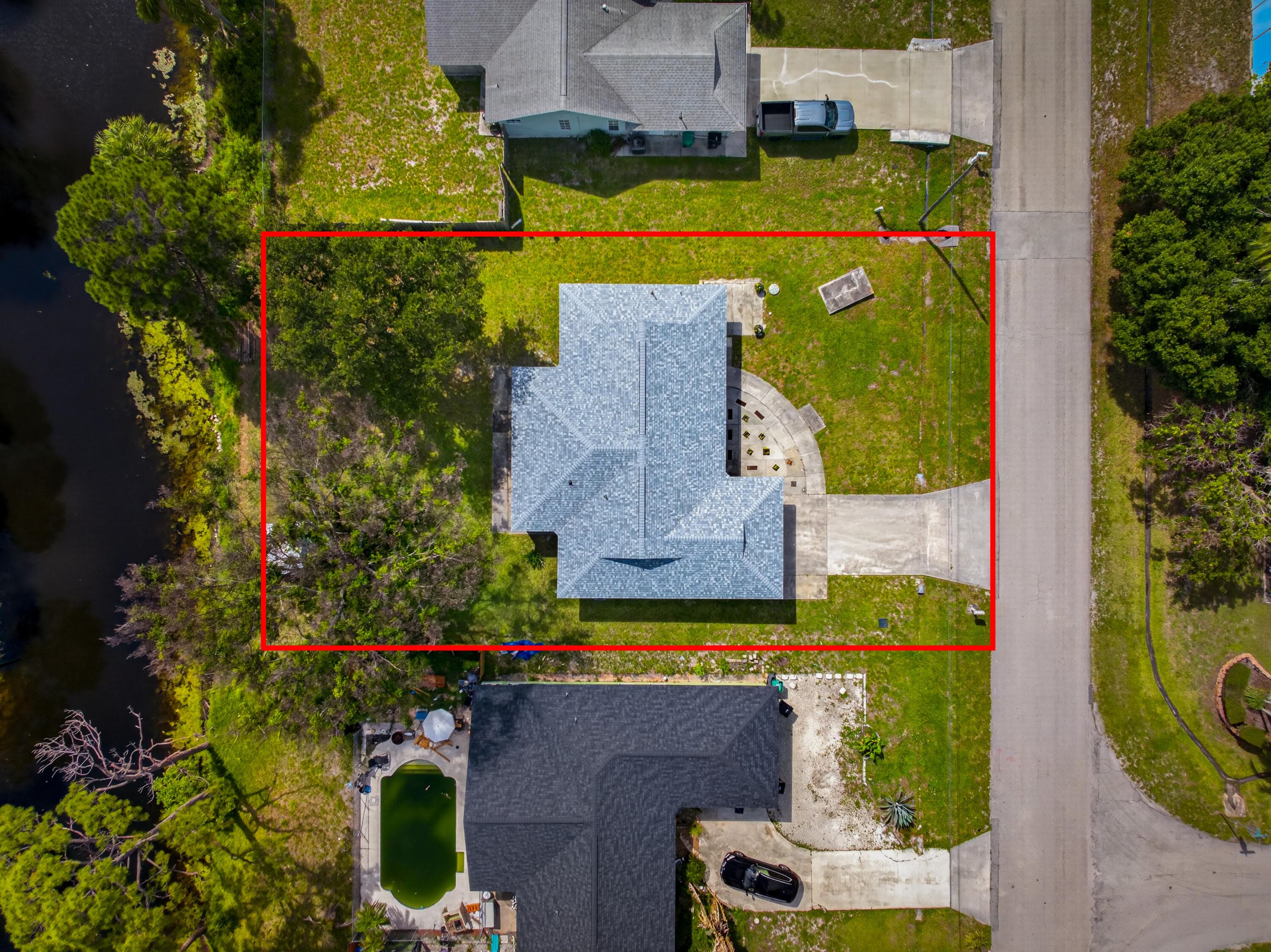 662 SE Essex Drive, Port St. Lucie, FL 34984 42