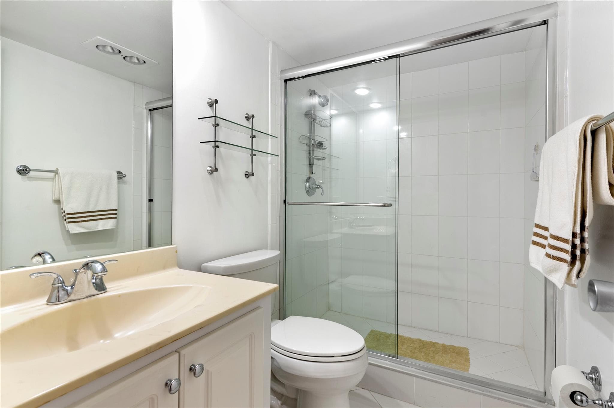 4240 Oaks Terrace 105, Pompano Beach, FL 33069 18