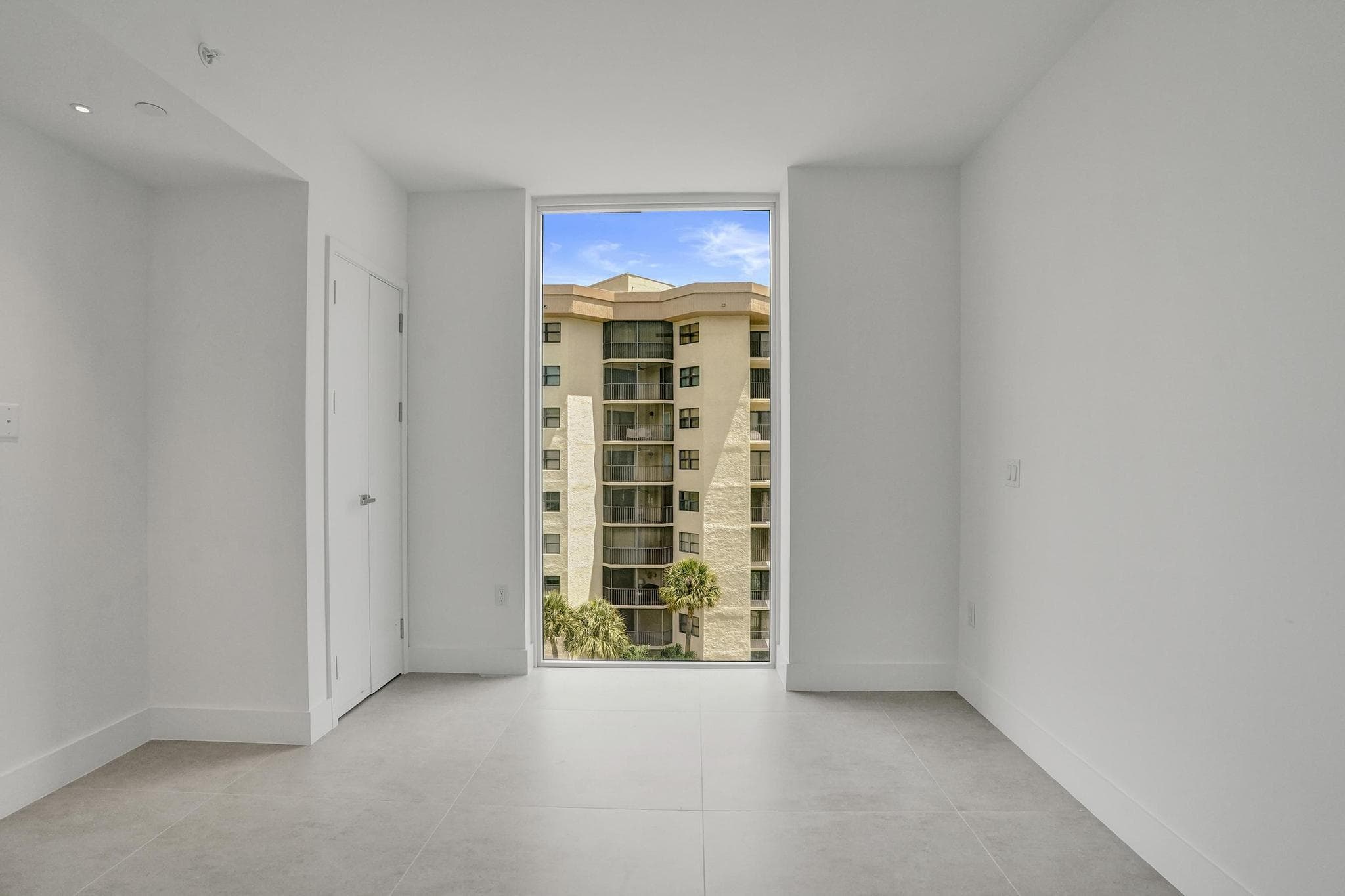 407 N Riverside Drive 605, Pompano Beach, FL 33062 28