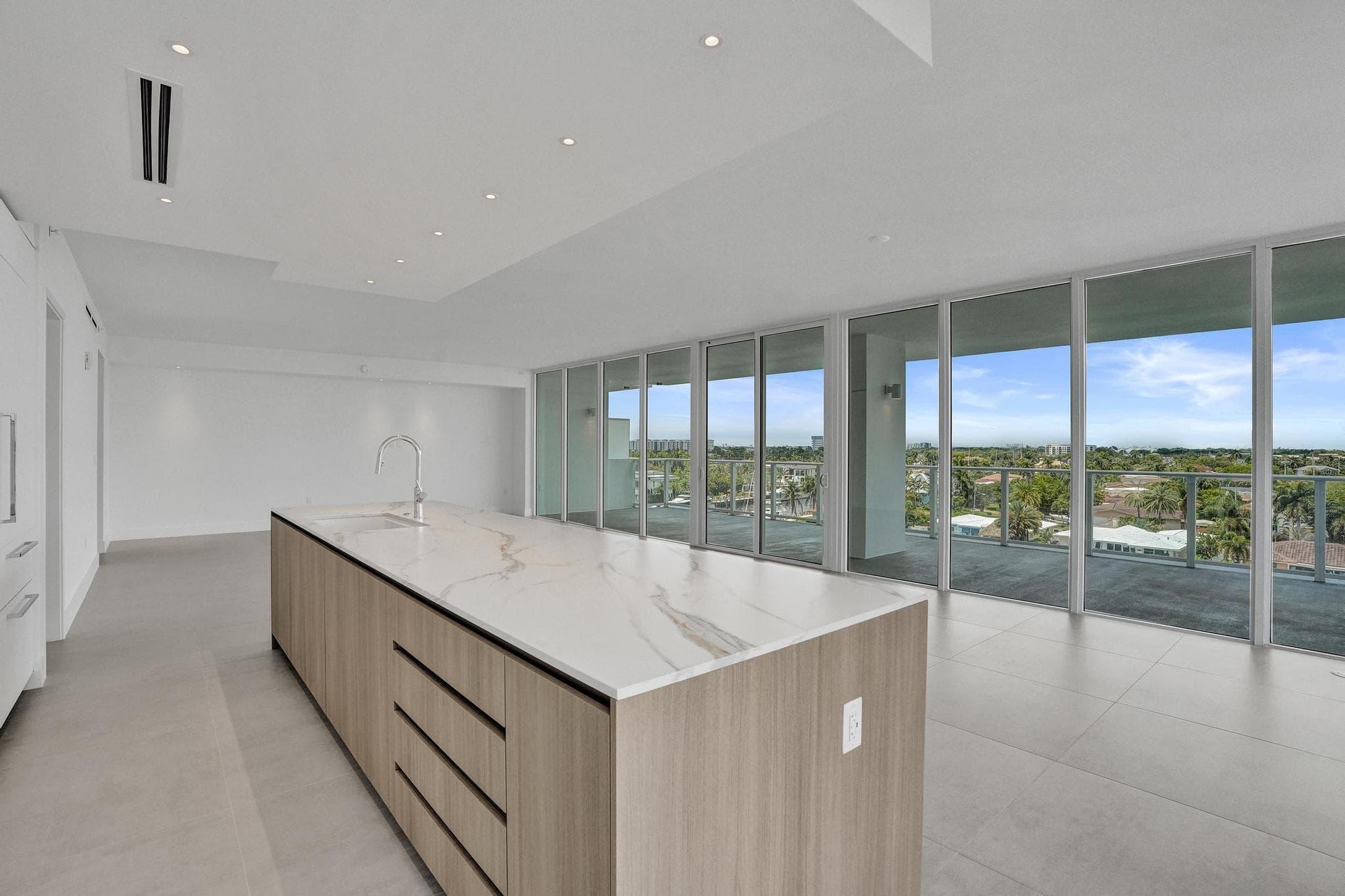 407 N Riverside Drive 605, Pompano Beach, FL 33062 6