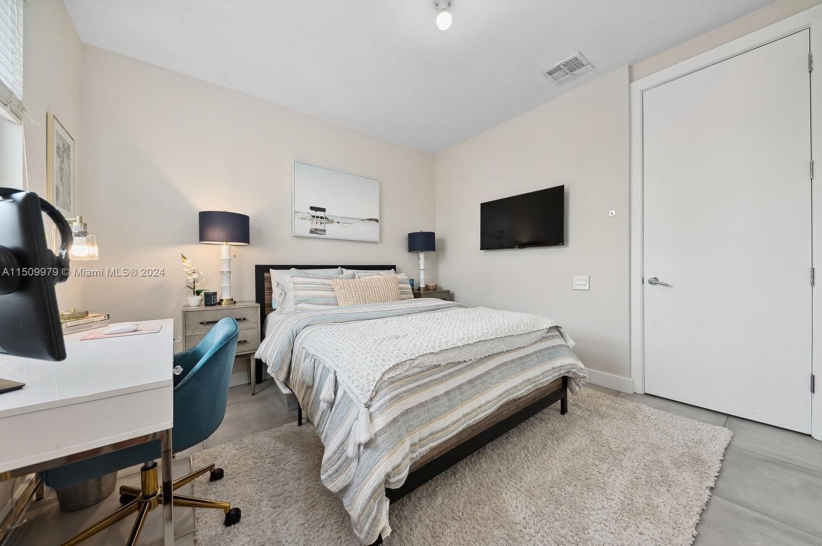 111 SE 2nd Street 201, Delray Beach, FL 33444 17