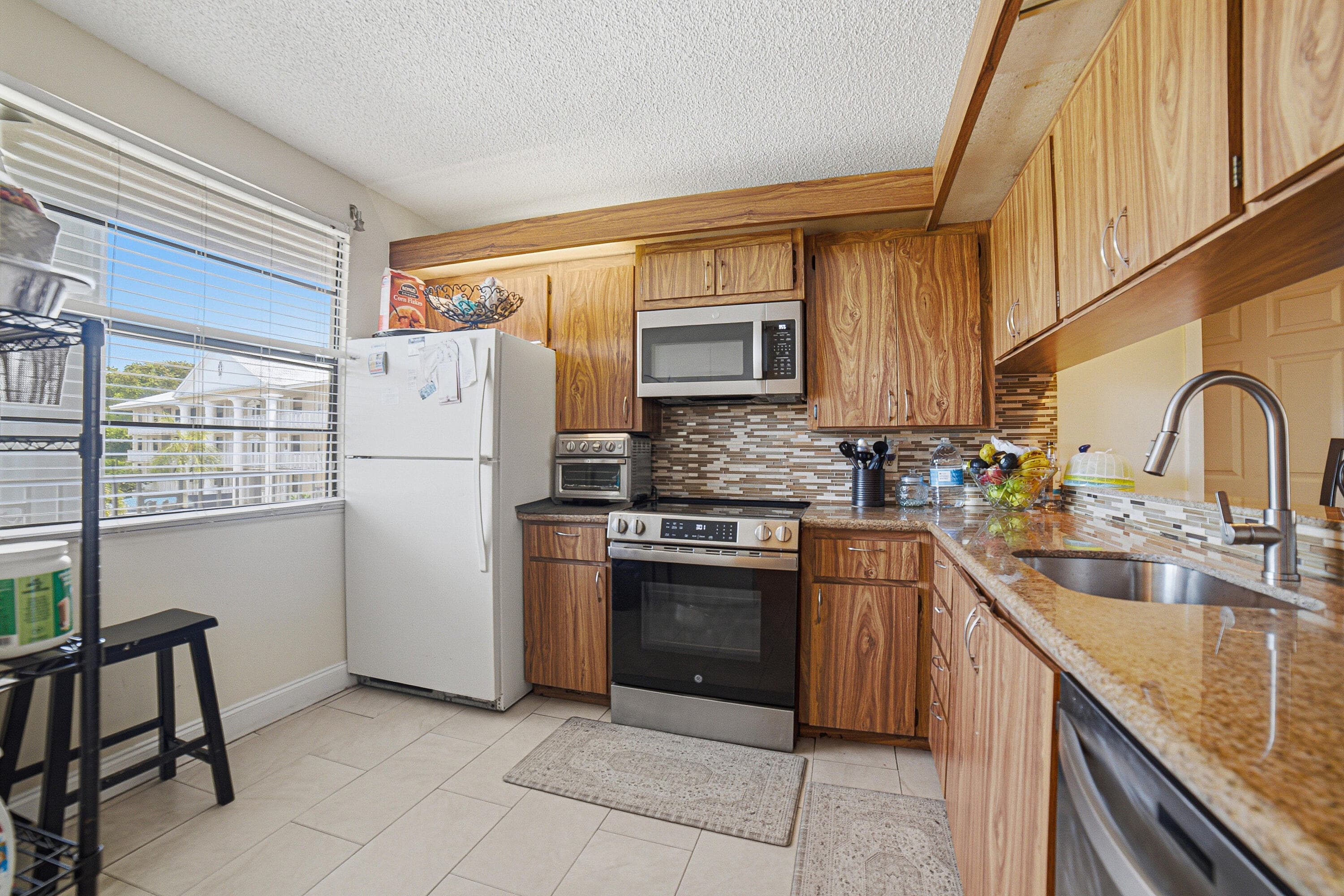 3515 Village Boulevard 304, West Palm Beach, FL 33409 2