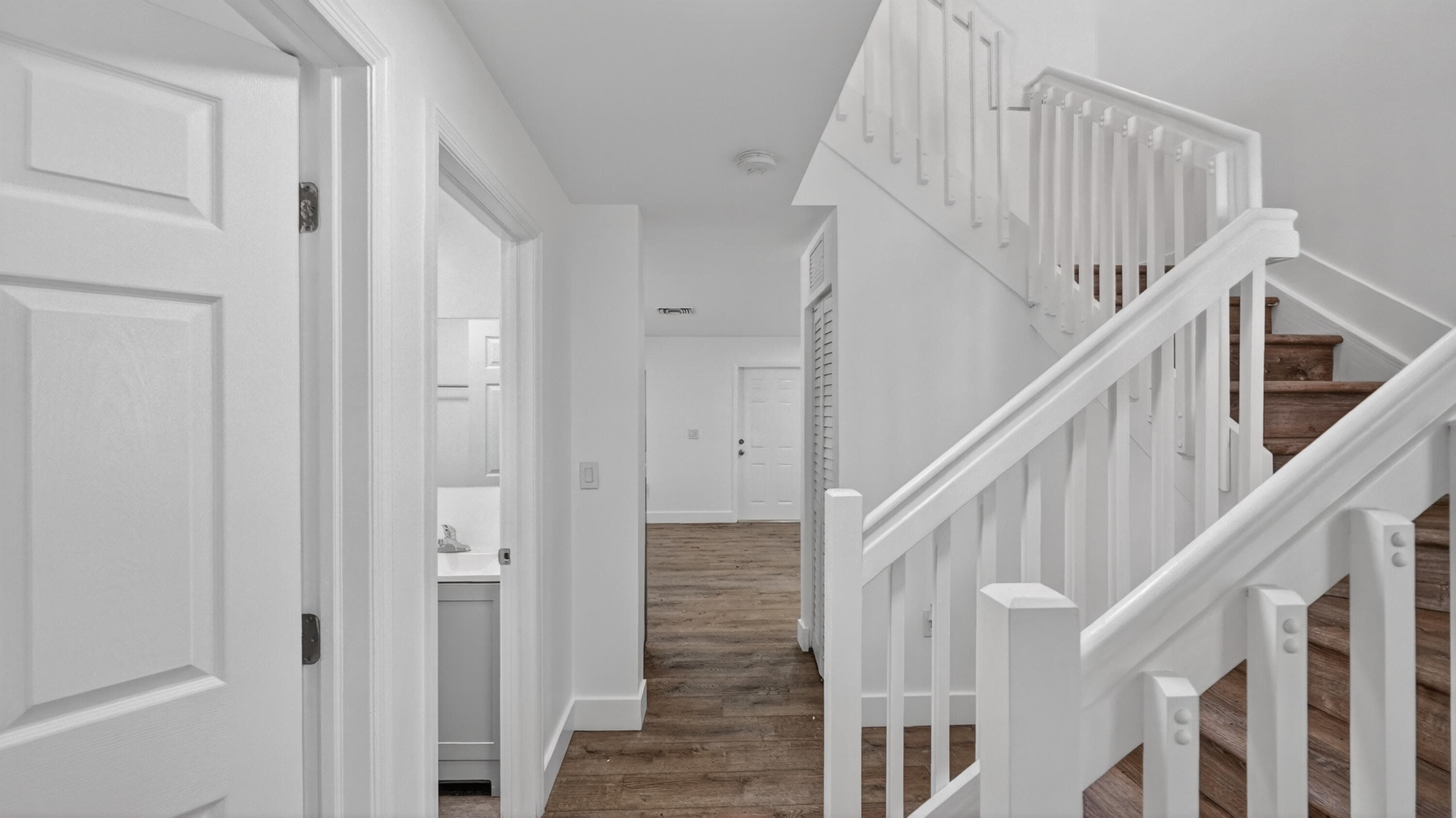 2902 NW 44th Street, Miami, FL 33142 7