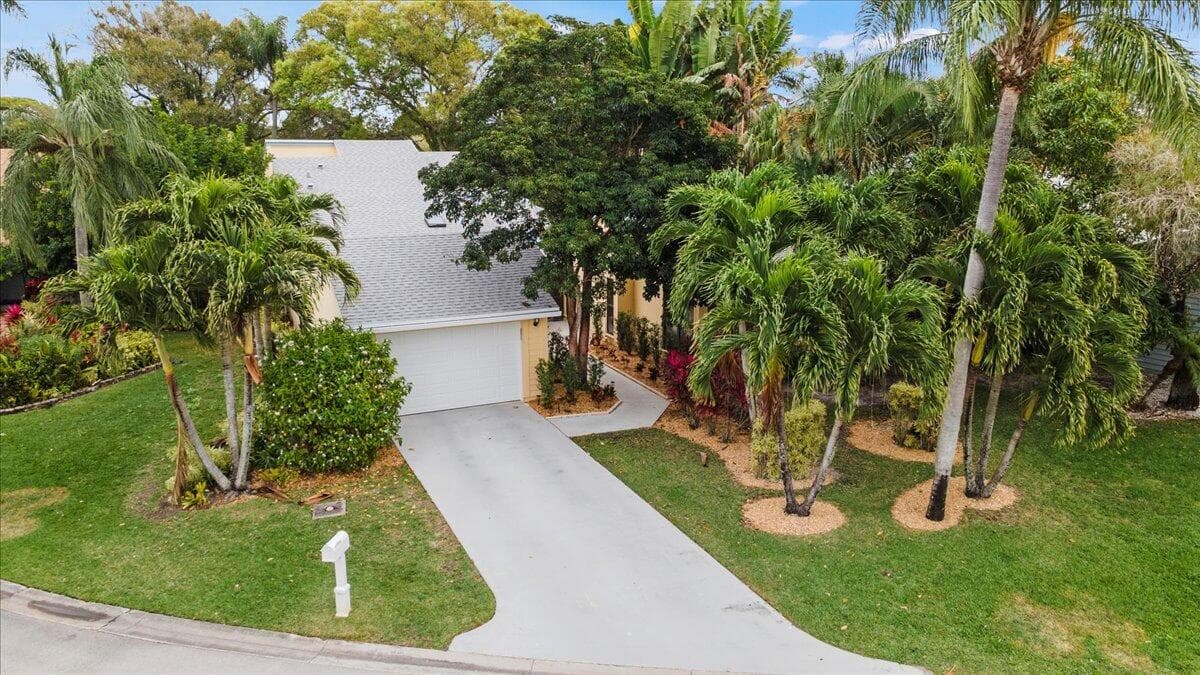 6691 S Pine Court, West Palm Beach, FL 33418 45