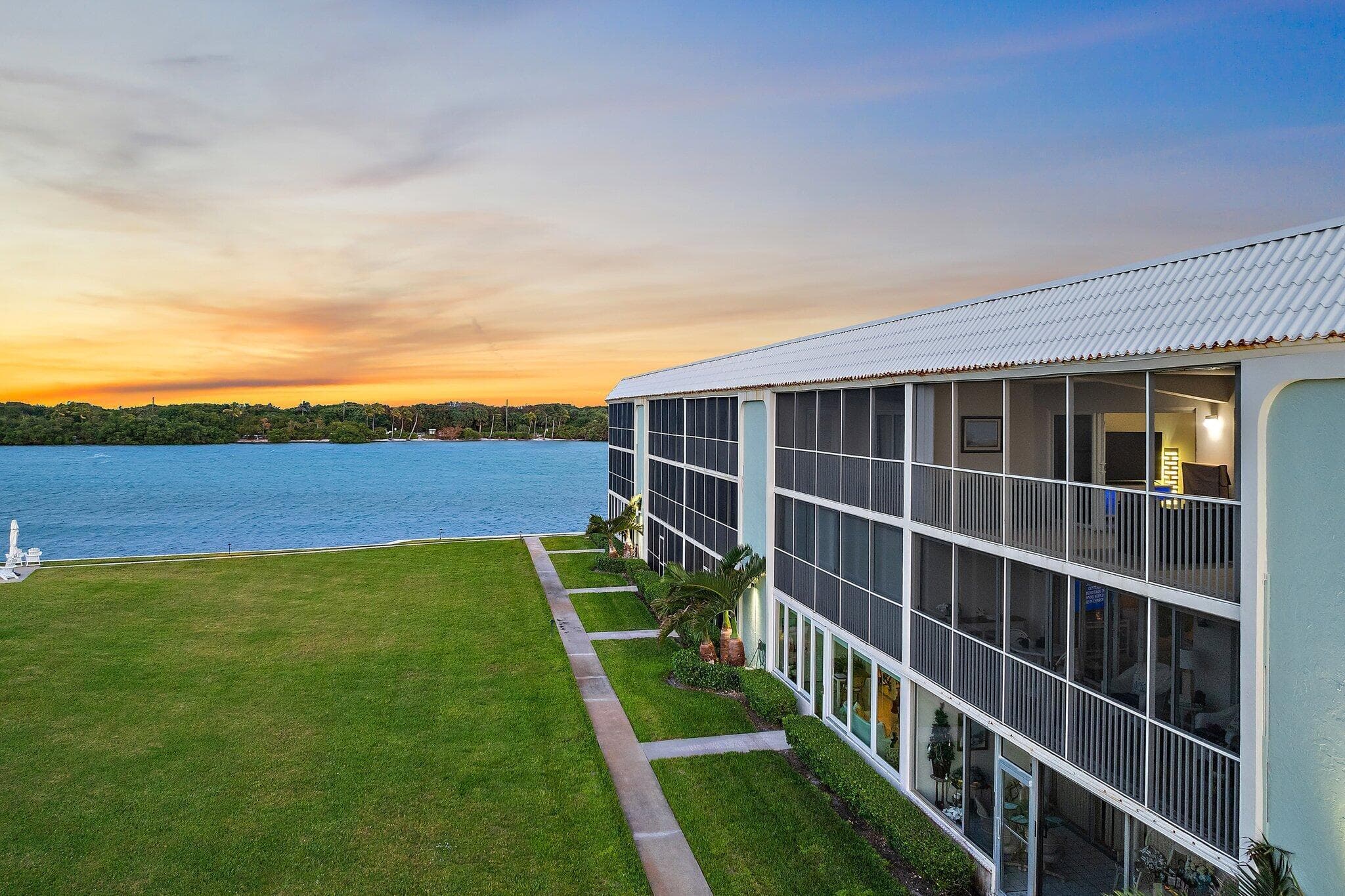 100 Waterway Road E305, Tequesta, FL 33469 55