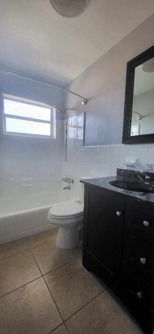 5240 NE 14th Way, Fort Lauderdale, FL 33334 7