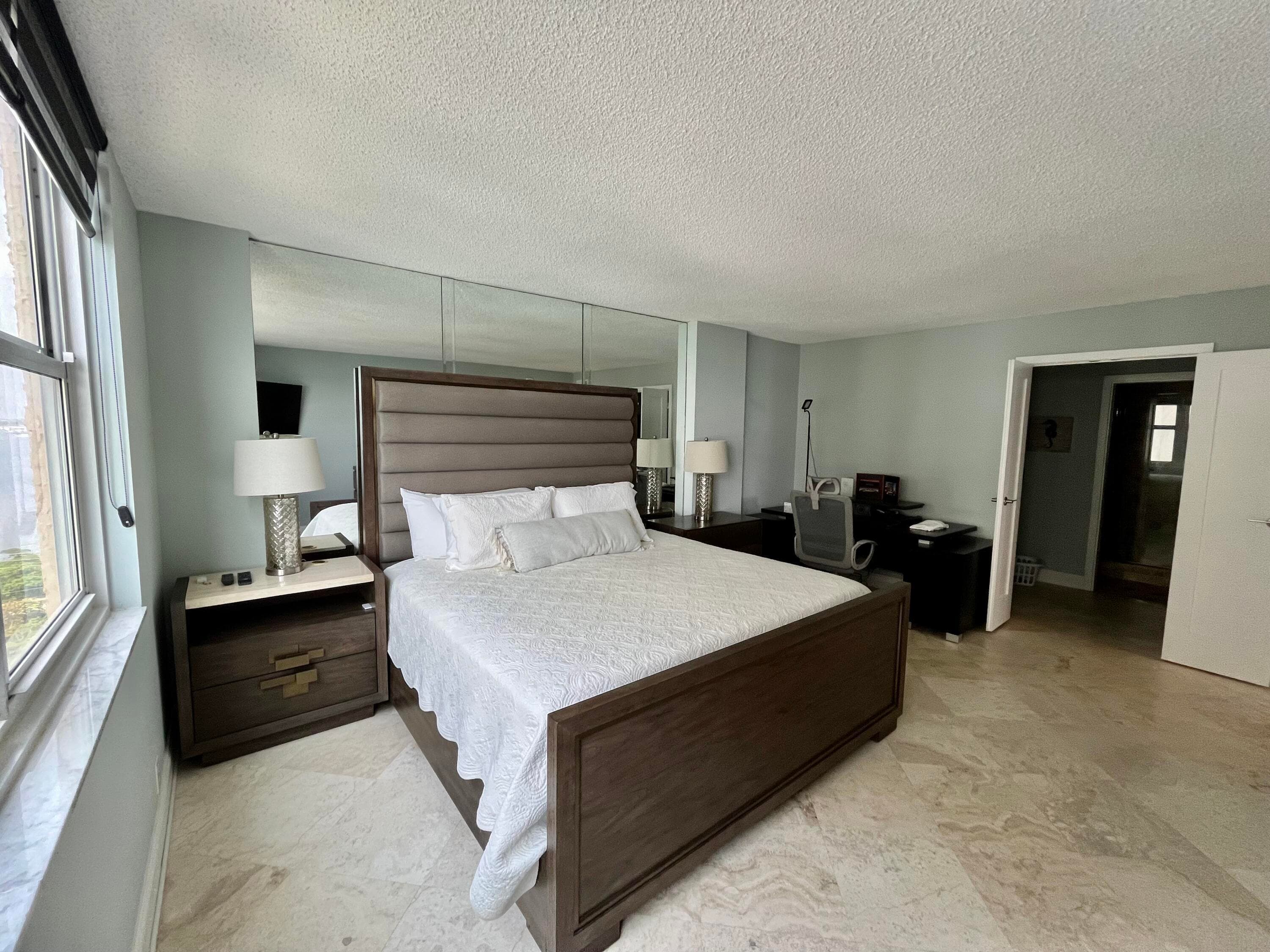 5440 N Ocean Drive 1107, Singer Island, FL 33404 27