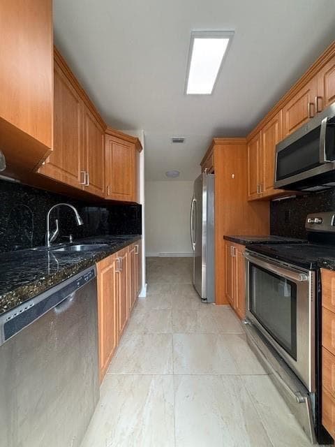 1621-1623 NE 16th Terrace NE, Fort Lauderdale, FL 33305 24