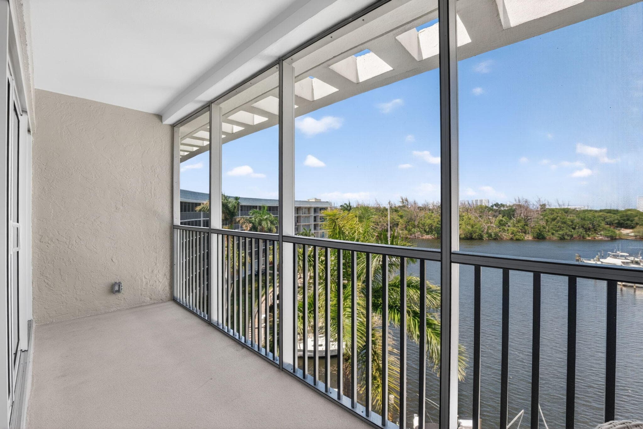 1427 E Hillsboro Boulevard 628, Deerfield Beach, FL 33441 38