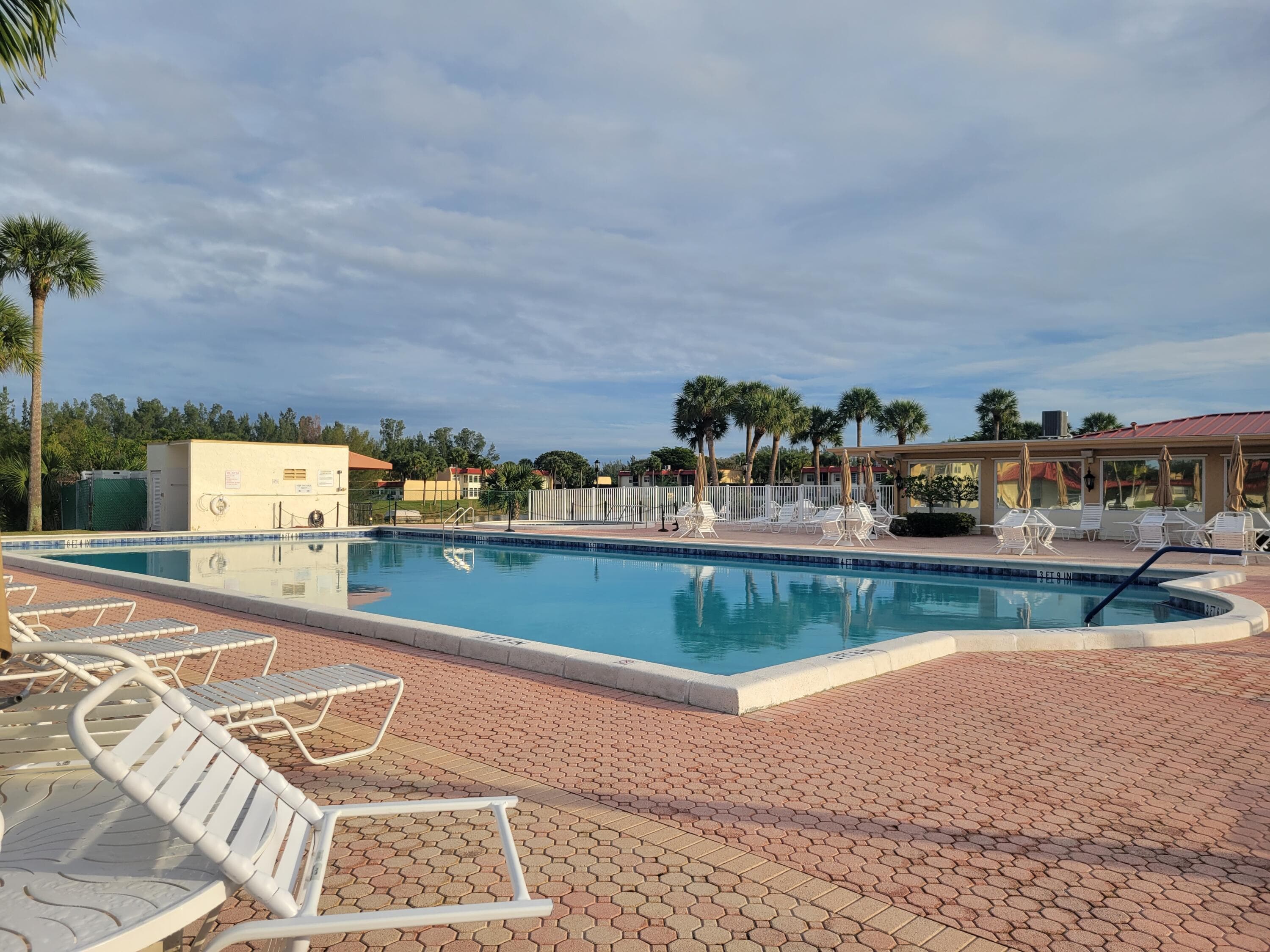356 Lake Dora Drive, West Palm Beach, FL 33411 33