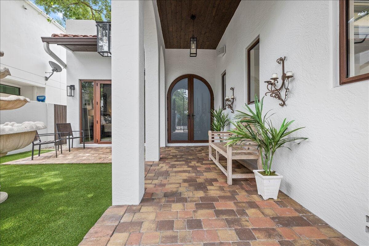 1312 SE 2nd Court, Fort Lauderdale, FL 33301 3