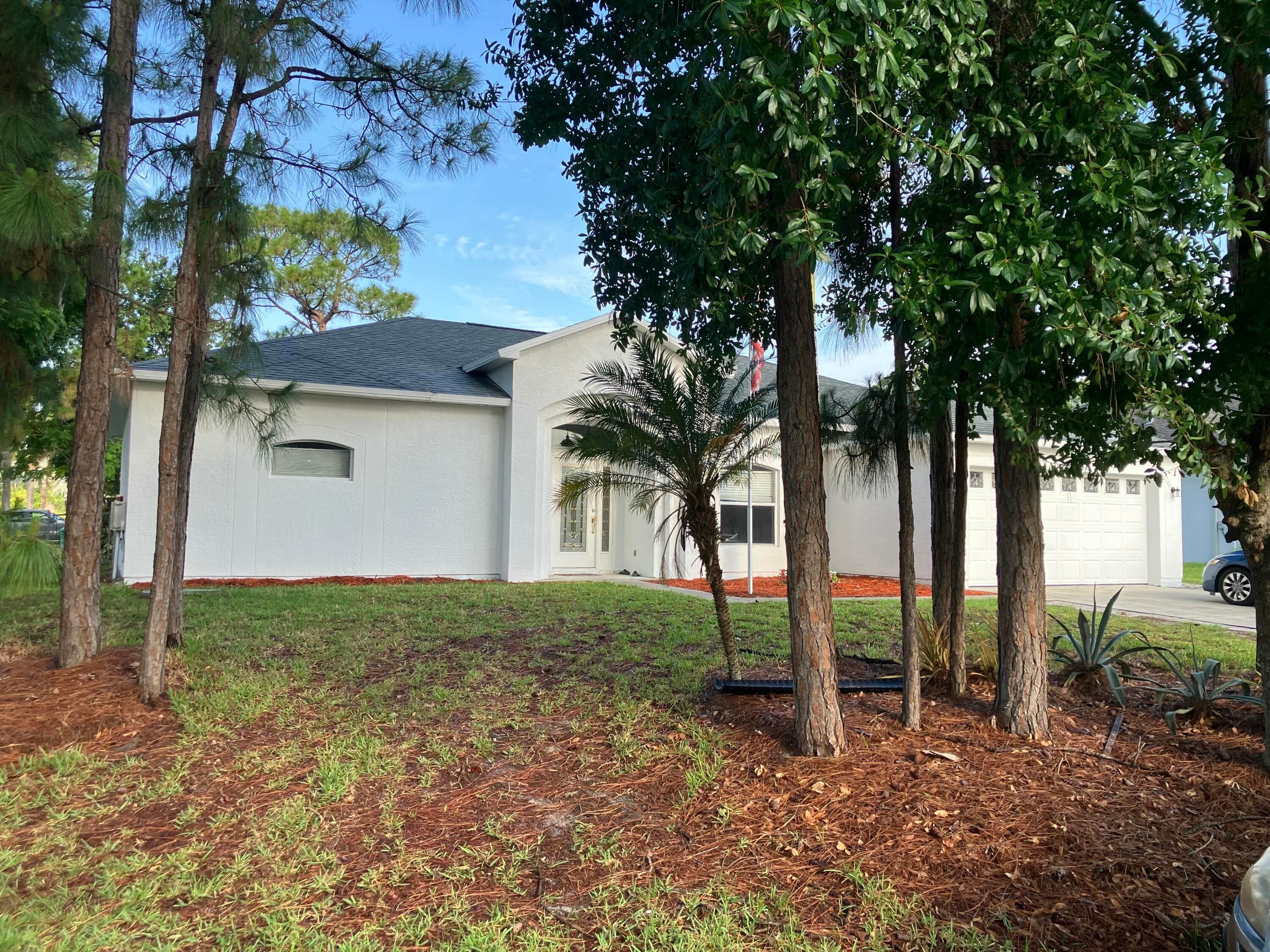 4174 SW Daniff Street, Port St. Lucie, FL 34953 4
