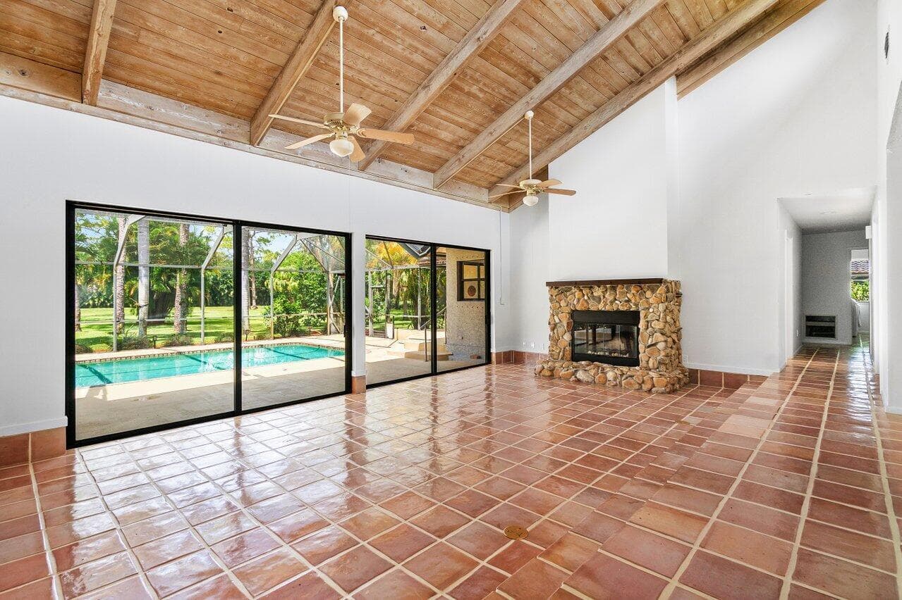 9405 Dundee Drive, Lake Worth, FL 33467 10
