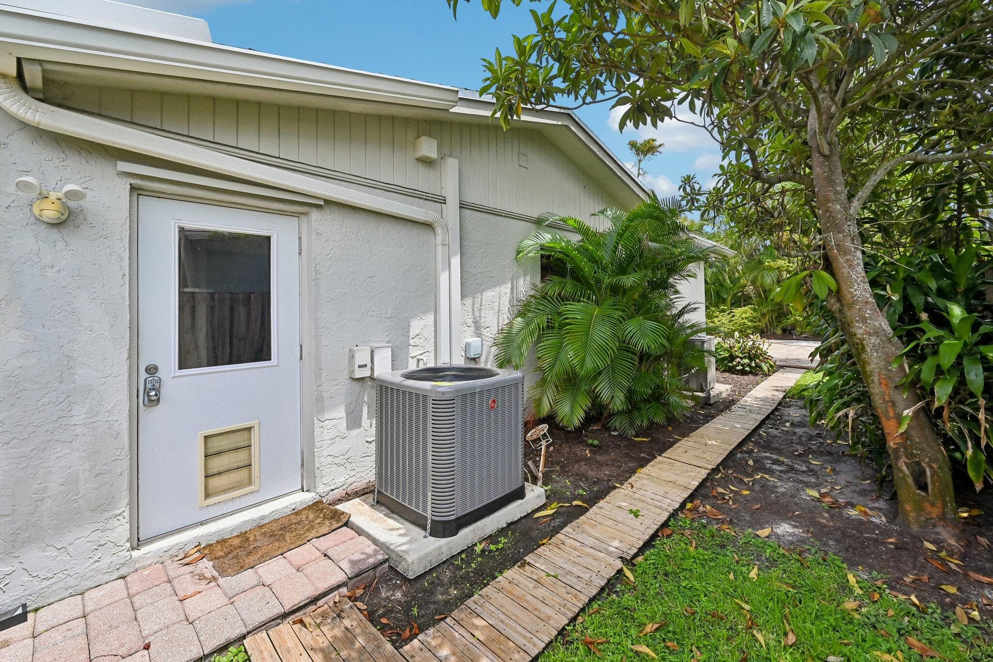 1232 NW 14th Street, Boca Raton, FL 33486 48