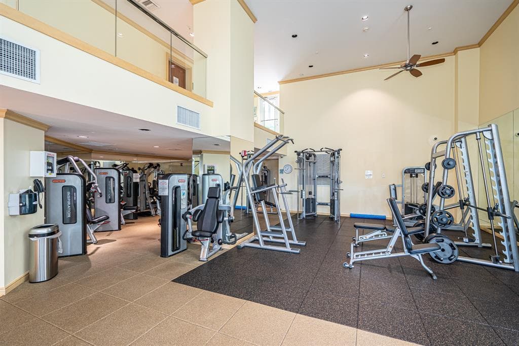 347 N New River Drive E 2707, Fort Lauderdale, FL 33301 38