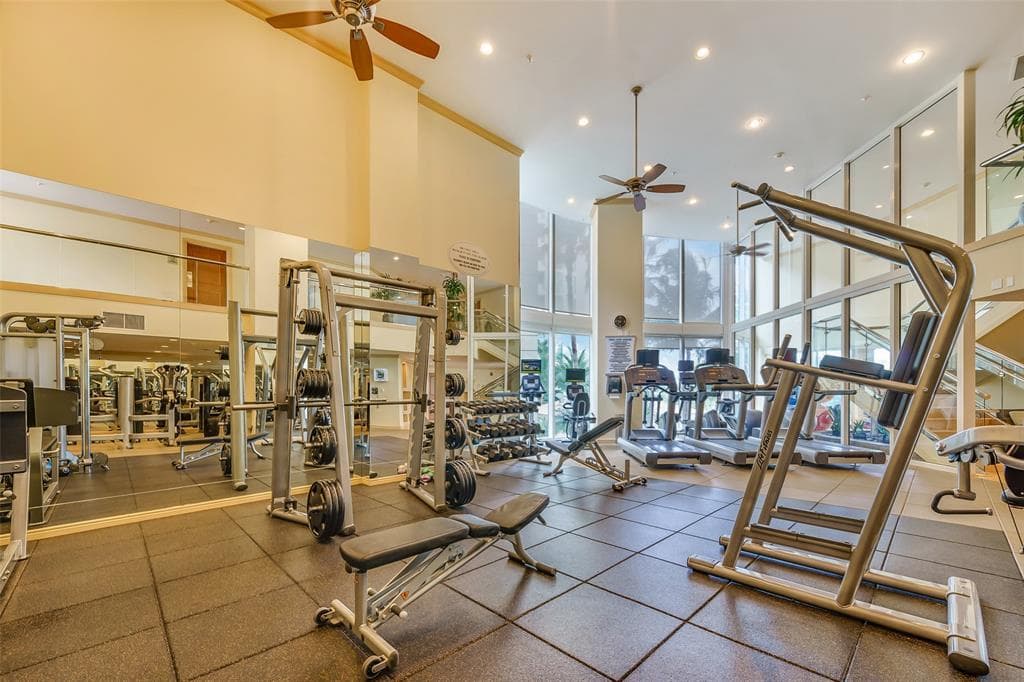 347 N New River Drive E 2707, Fort Lauderdale, FL 33301 40