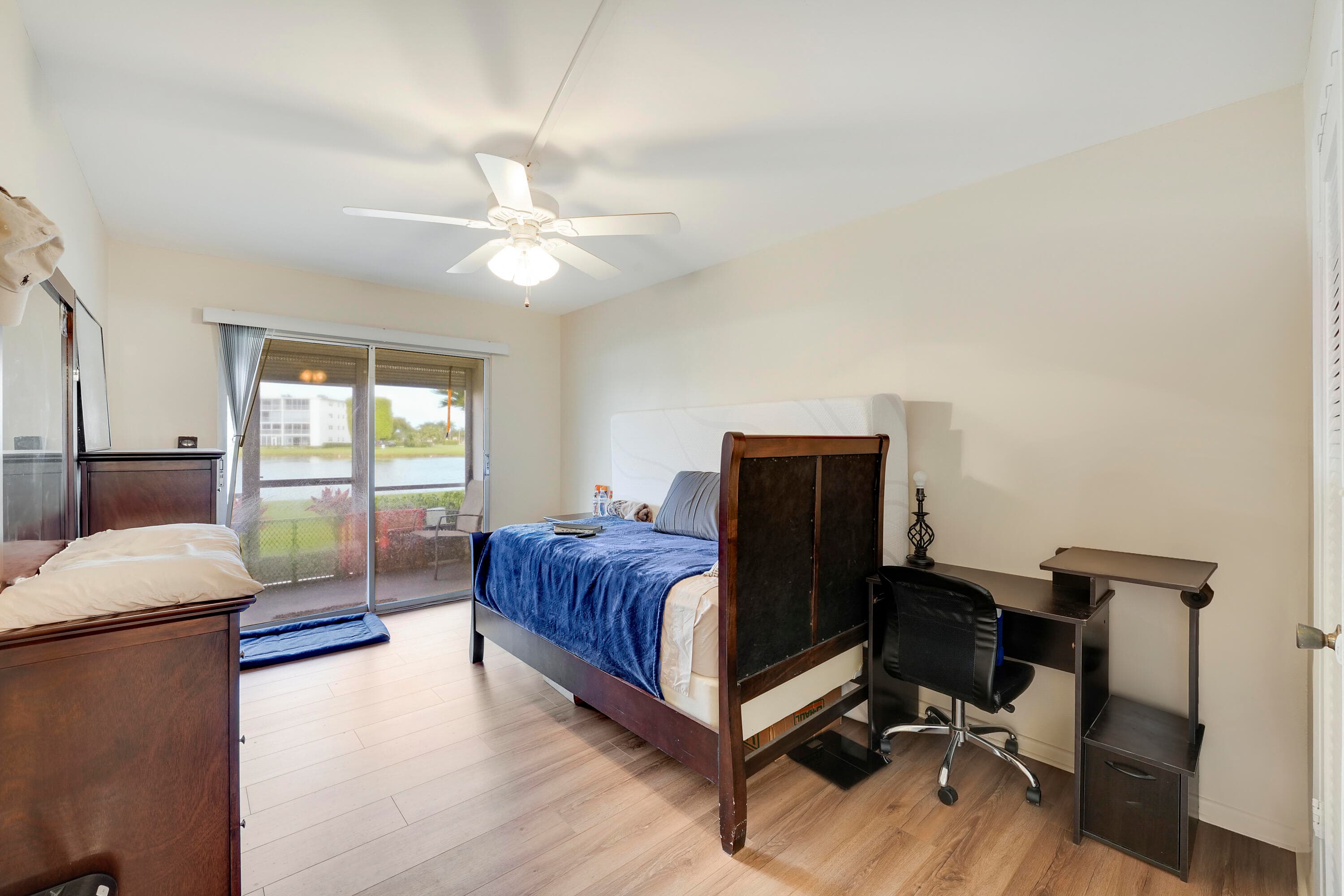 1011, 290 , 16 , 146 Exeter, Dorset , Mansfield , Mansfield, Boca Raton, FL 33434 40