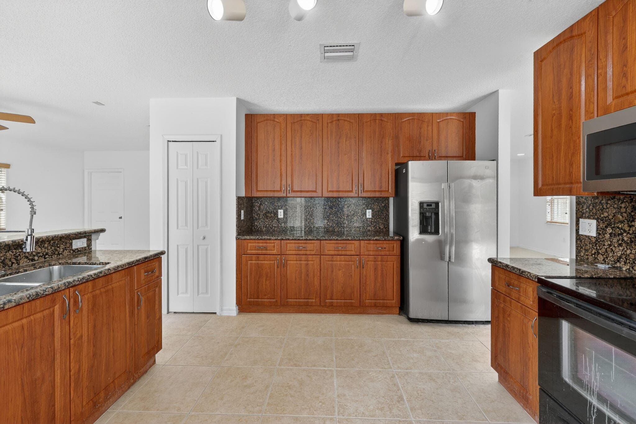 1975 NE 36th Avenue, Homestead, FL 33033 18