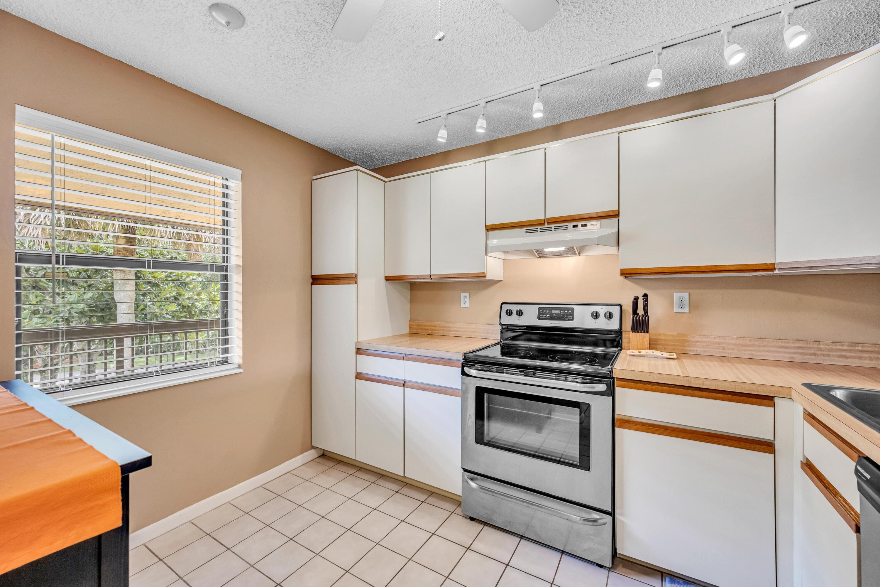 3123 Carambola Circle S 3123, Coconut Creek, FL 33066 13