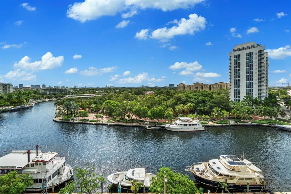 411 N New River Dr Drive E 1703, Fort Lauderdale, FL 33301 21