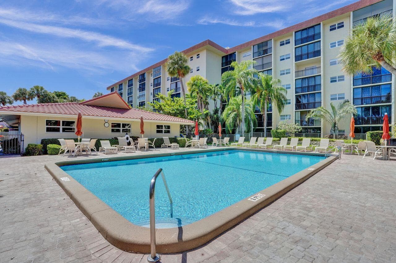2350 NE 14th St Causeway 205, Pompano Beach, FL 33062 10