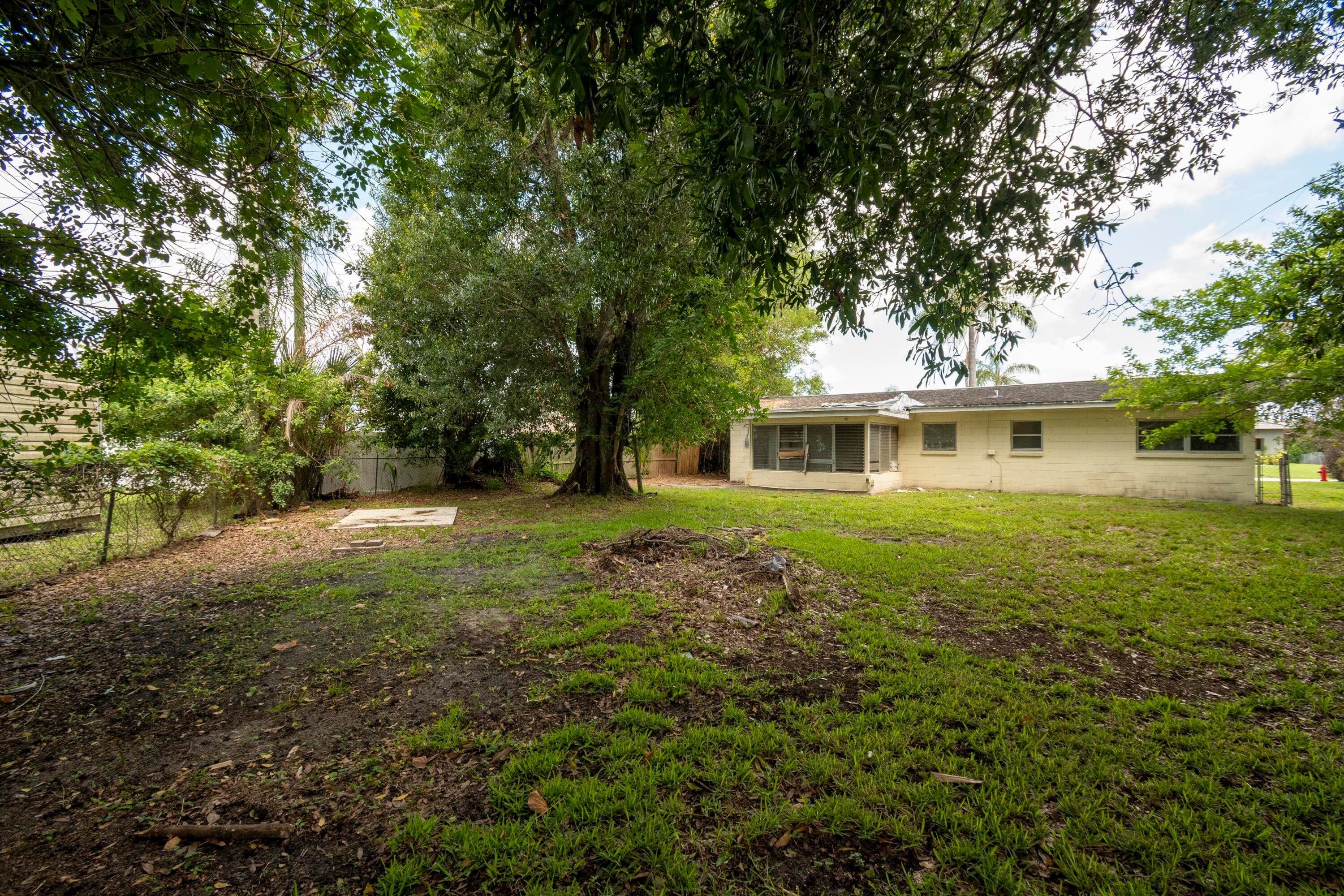 770 Lomas Street, Port St. Lucie, FL 34952 31