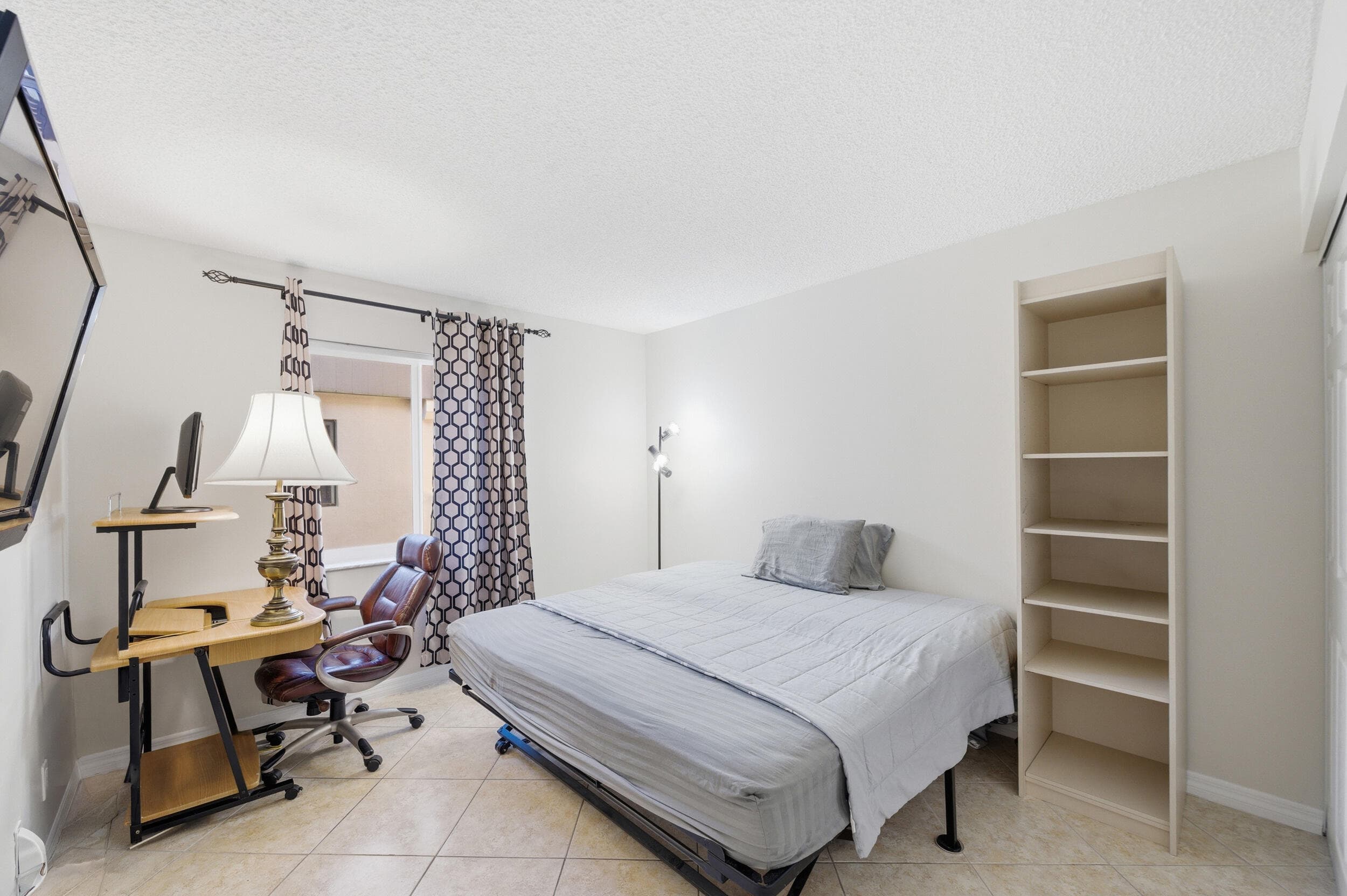 129 Piedmont C, Delray Beach, FL 33484 15
