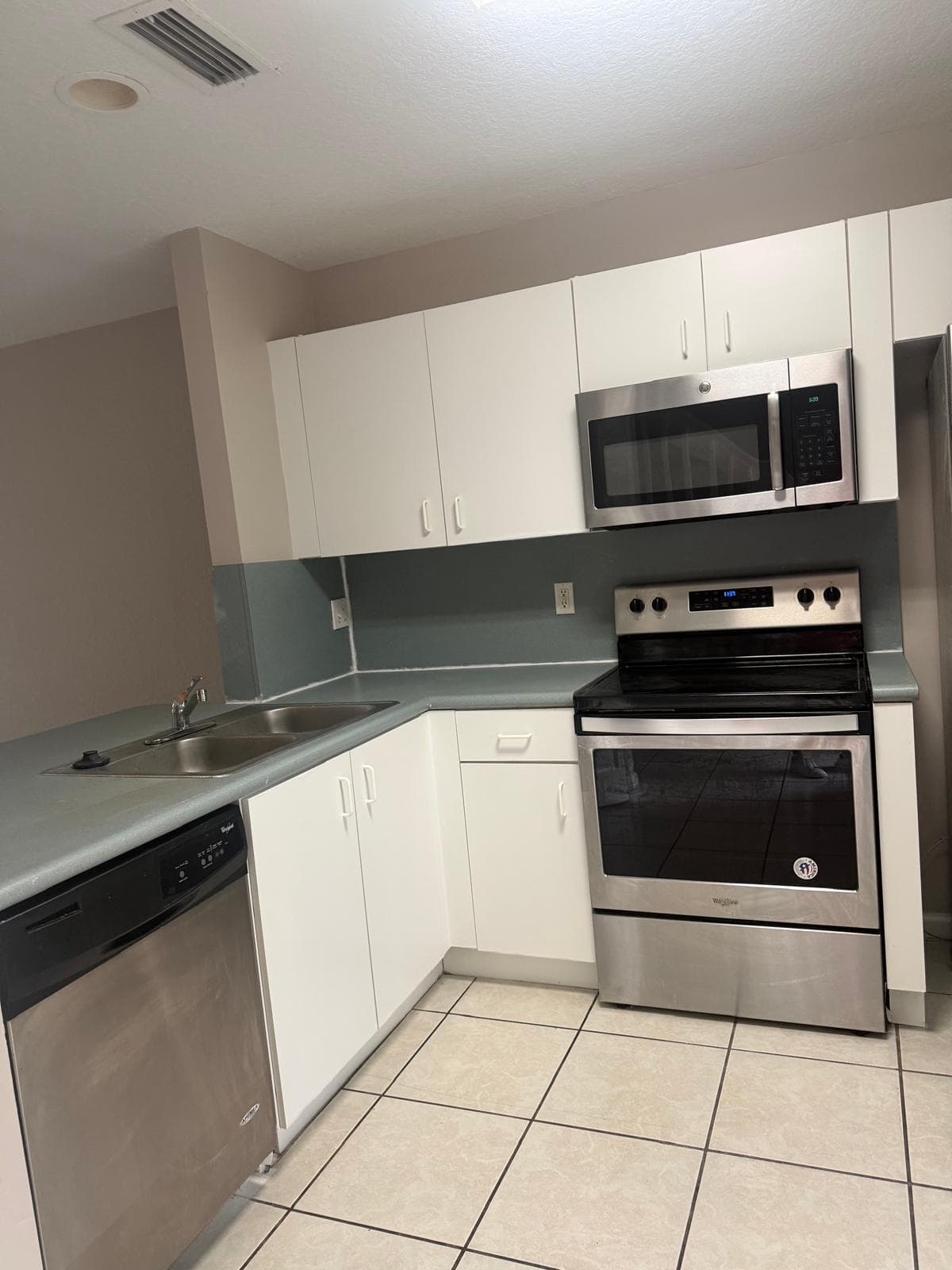 862 Summit Lake Drive, West Palm Beach, FL 33406 7