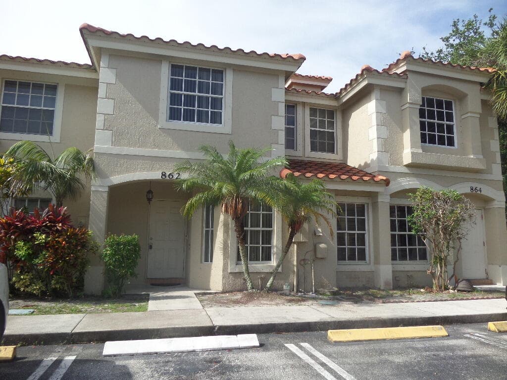 862 Summit Lake Drive, West Palm Beach, FL 33406