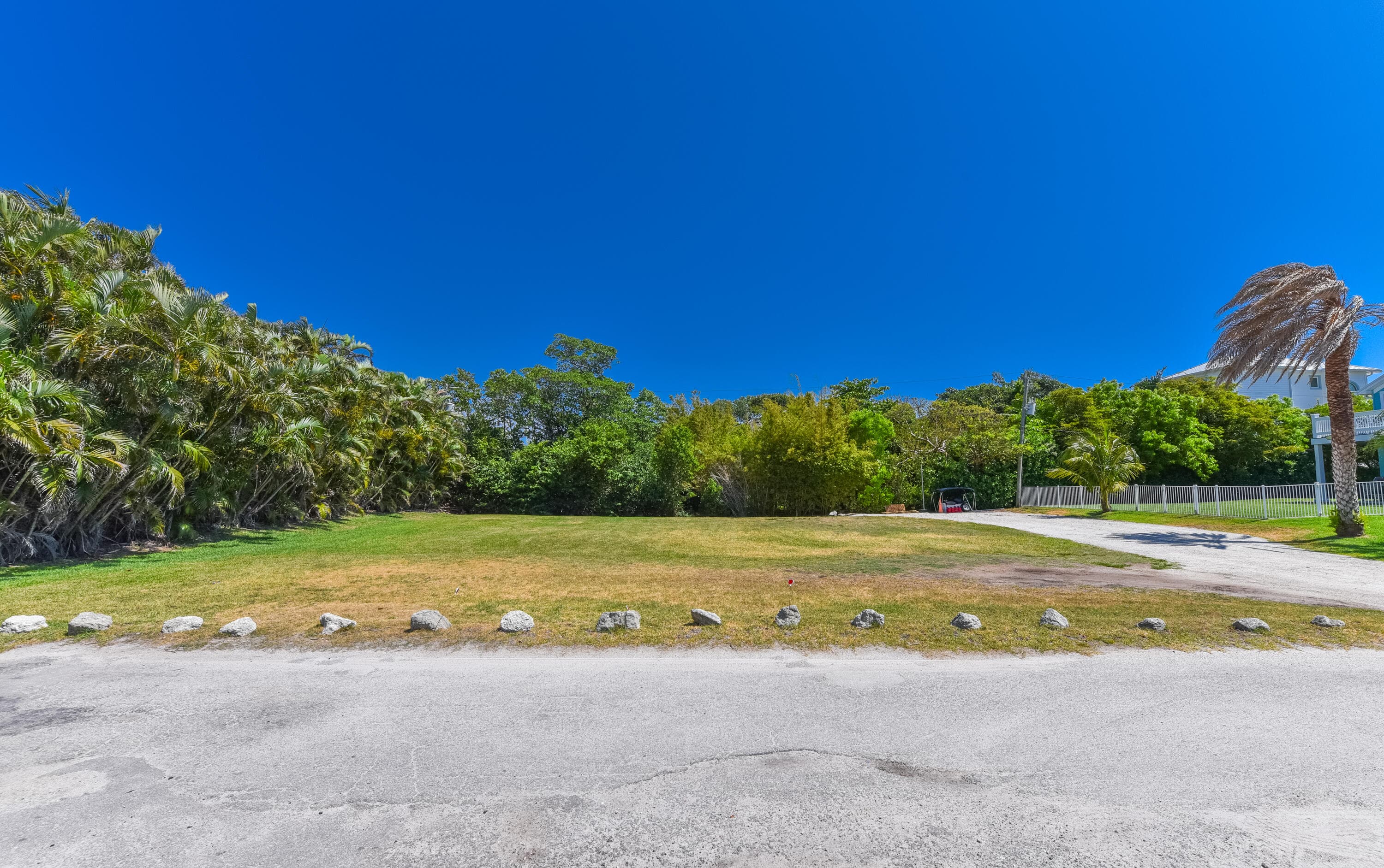 5157 NE Shore Village Terrace, Hutchinson Island, FL 34996 33