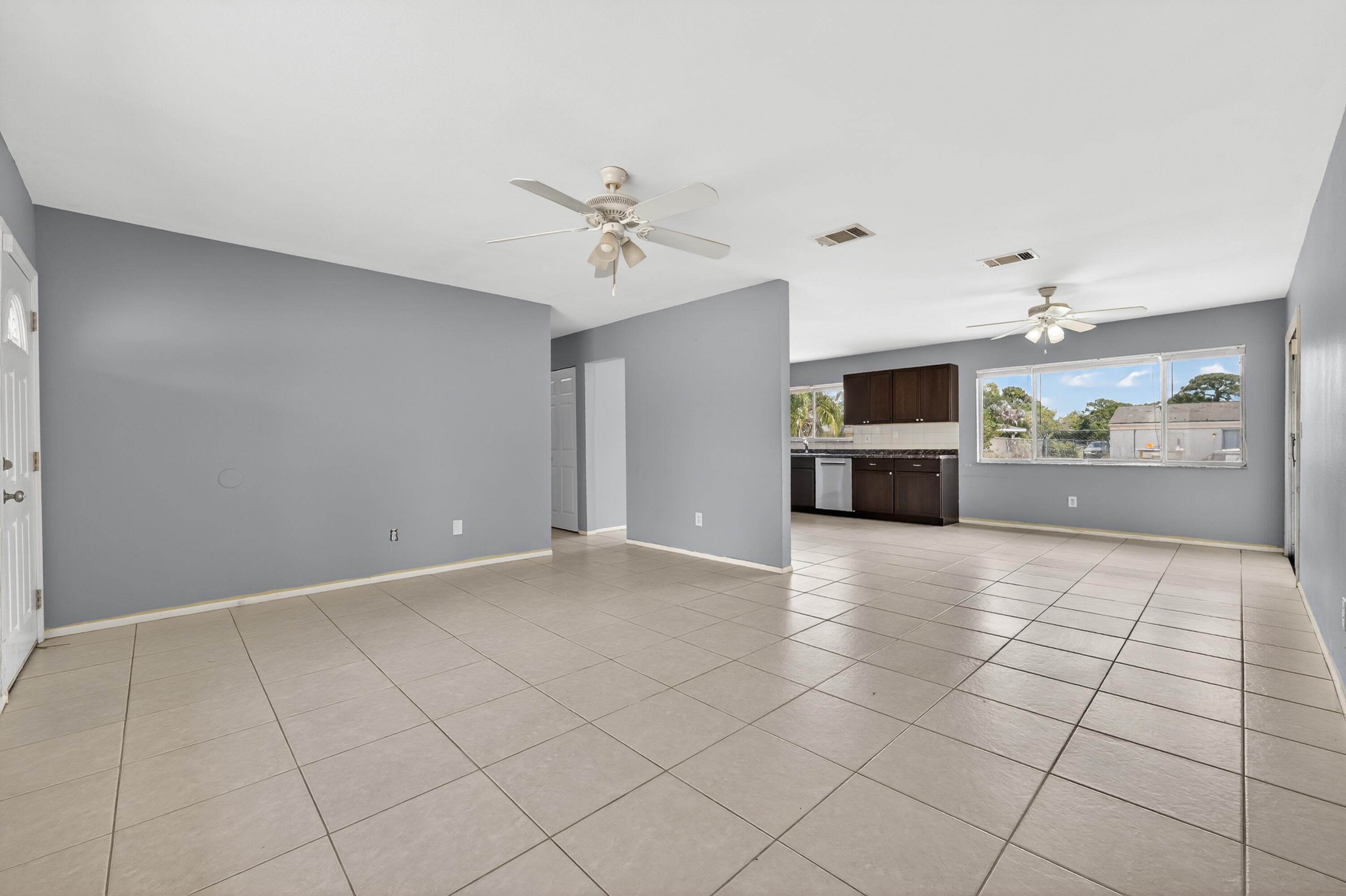 261 SW Cherryhill Road, Port St. Lucie, FL 34953 4