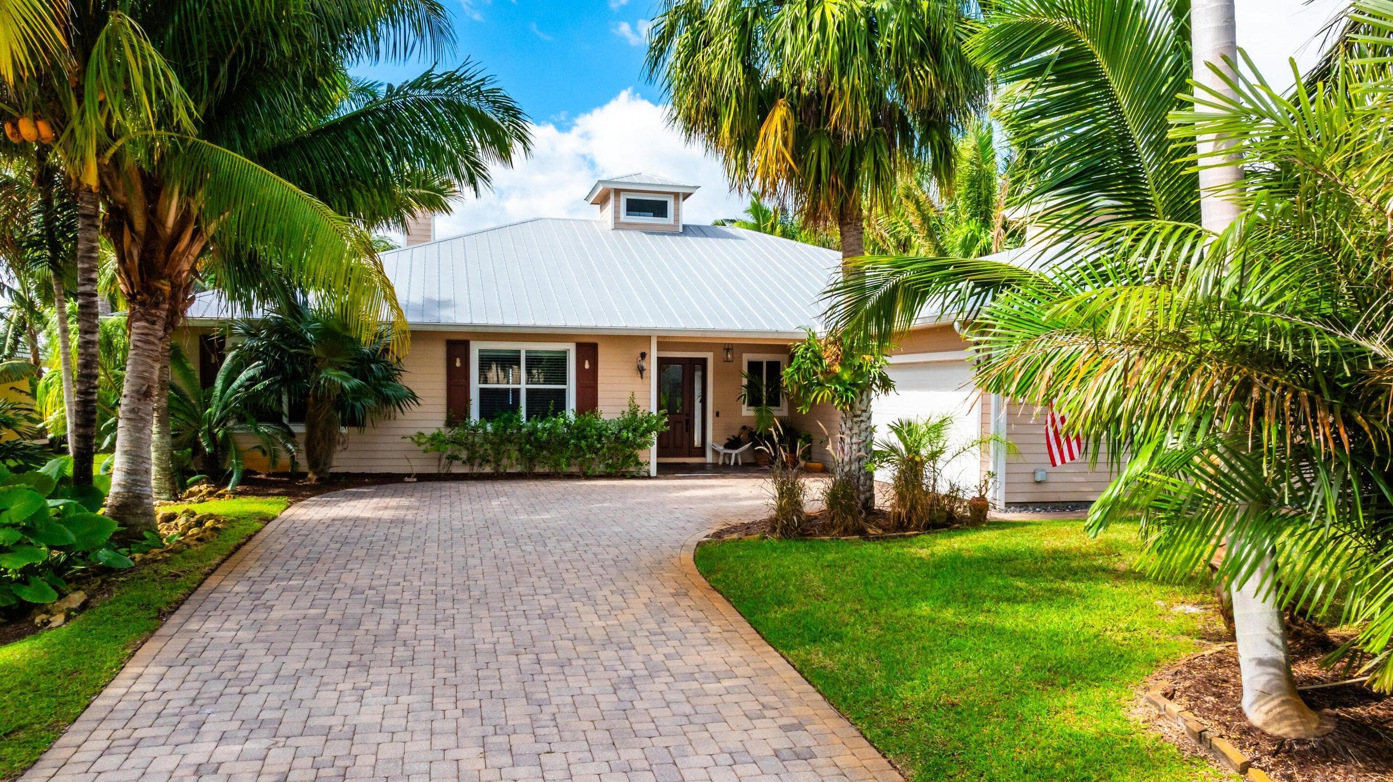 2672 NW South Shore Road, Stuart, FL 34994 2