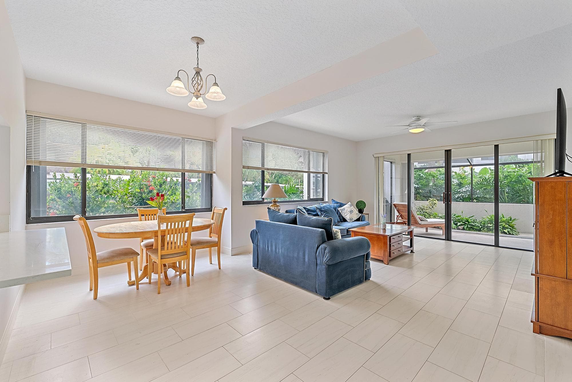 811 Oak Harbour Drive, Juno Beach, FL 33408 7