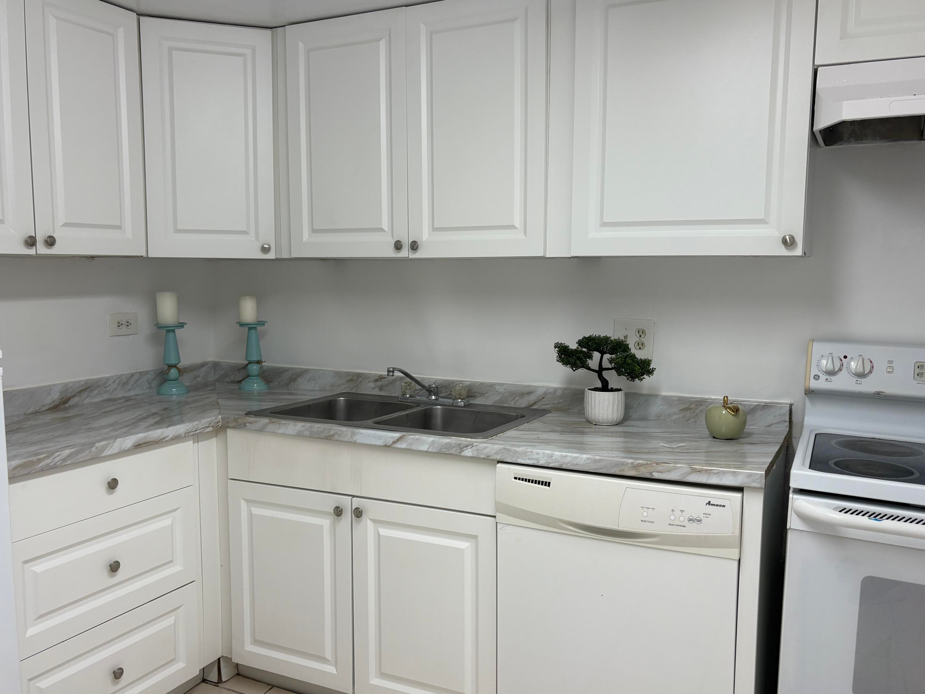 3720 Inverrary Drive 1h, Lauderhill, FL 33319 6