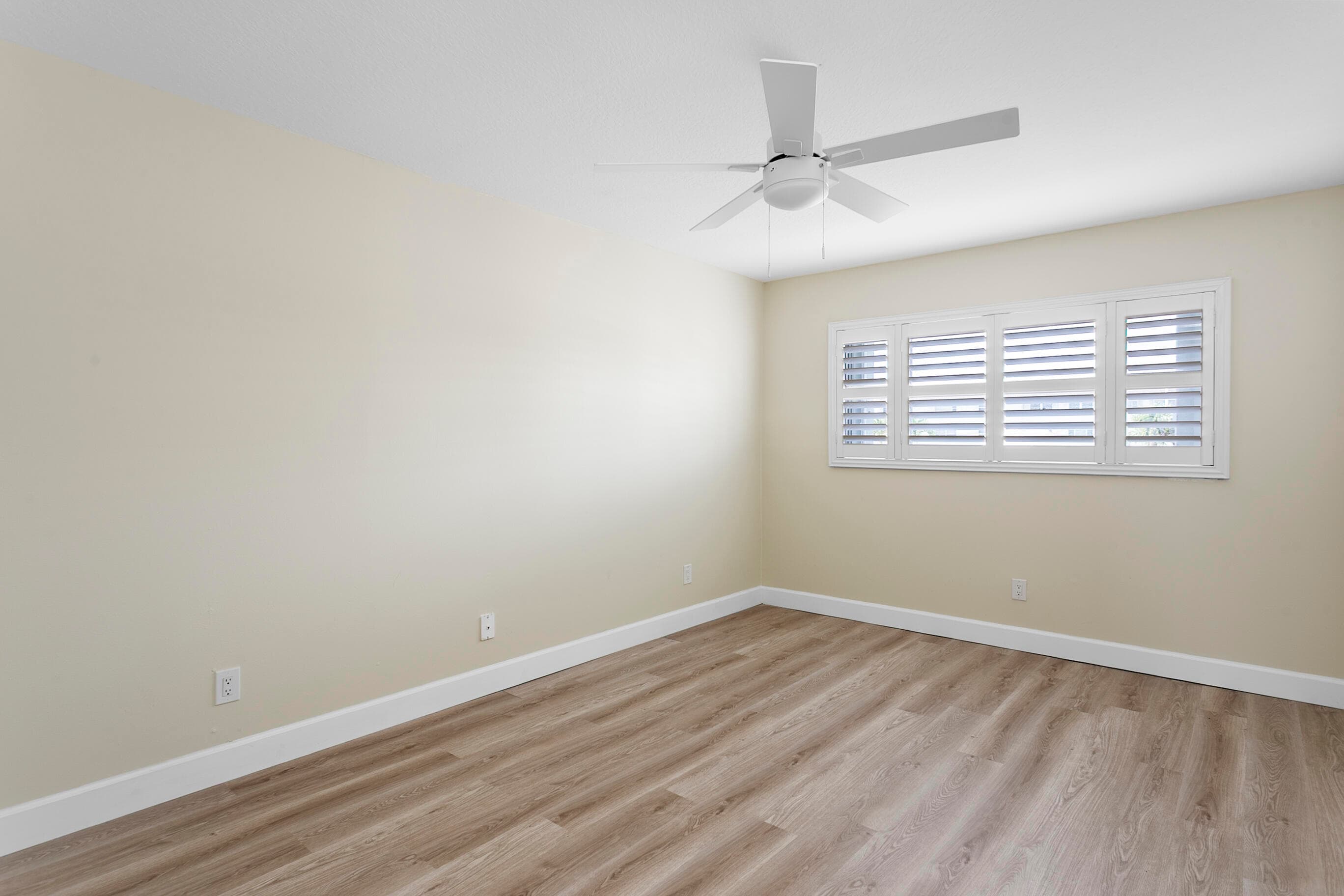 111 Shore Court 203, North Palm Beach, FL 33408 22
