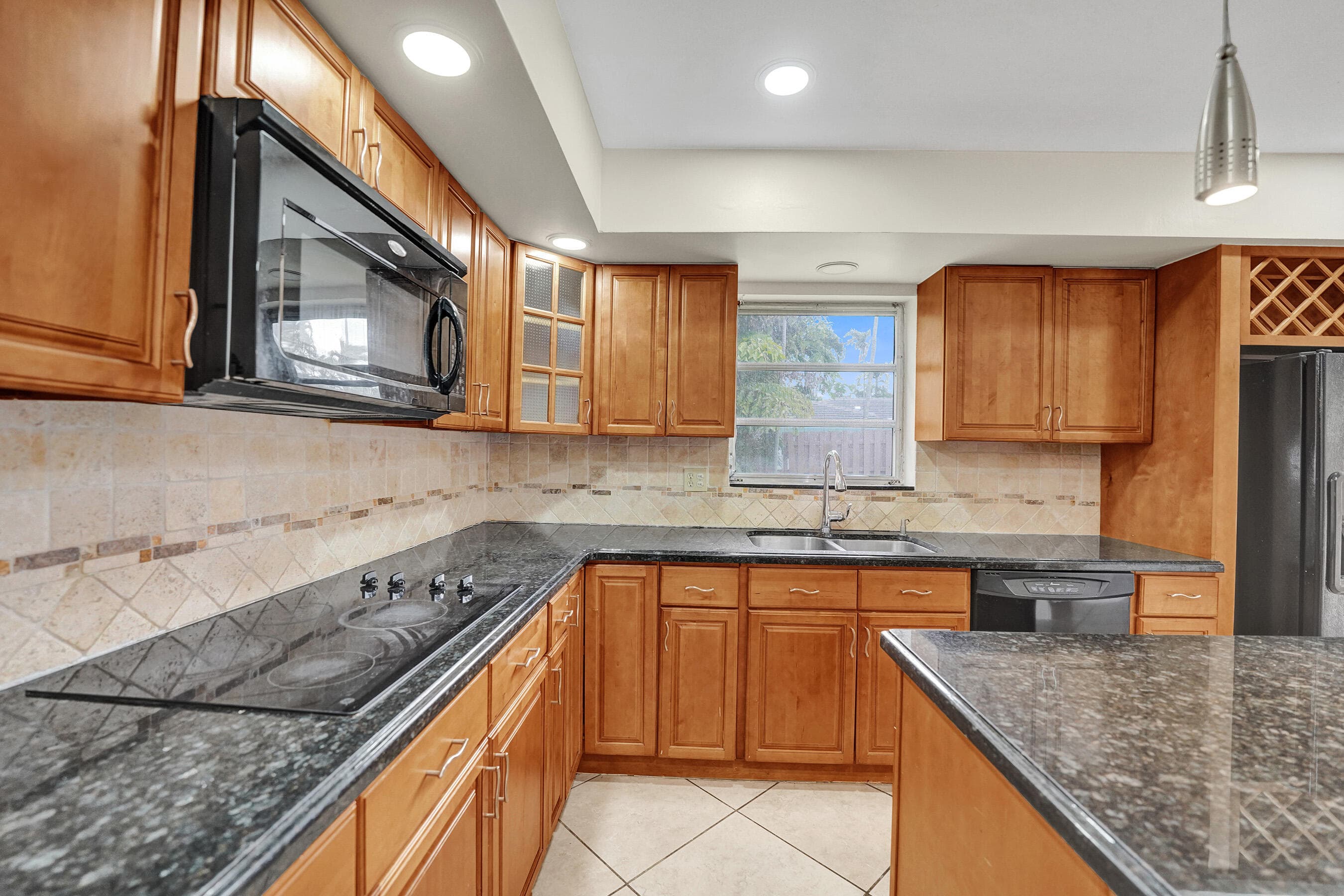 4721 Sarazen Drive, Hollywood, FL 33021 19