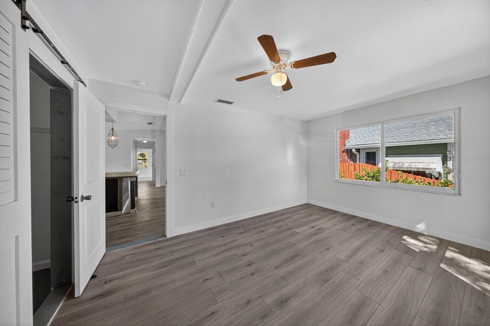 117 NE 8th Street, Pompano Beach, FL 33060 24