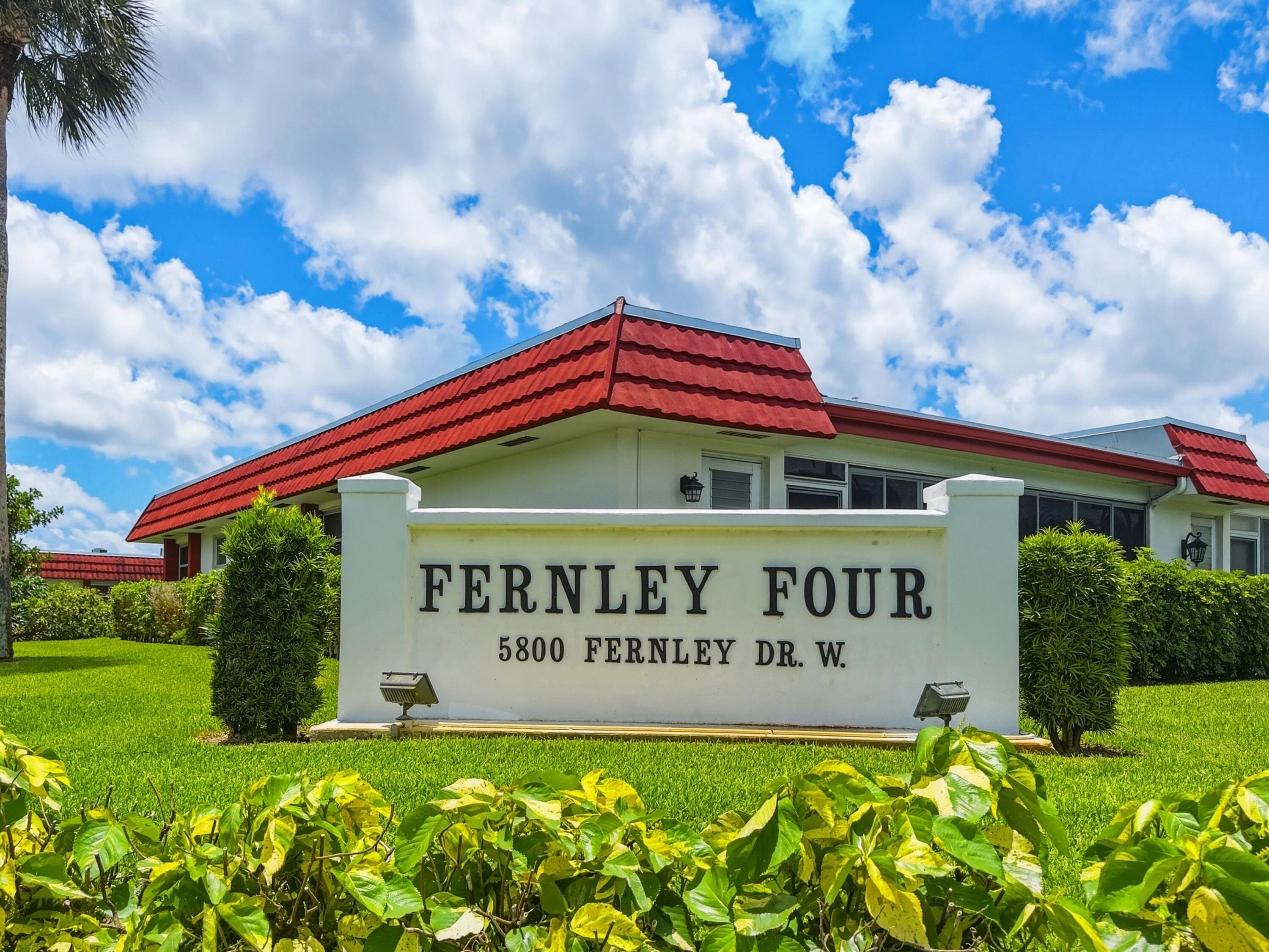 5800 W Fernley Dr W W 9, Greenacres, FL 33415