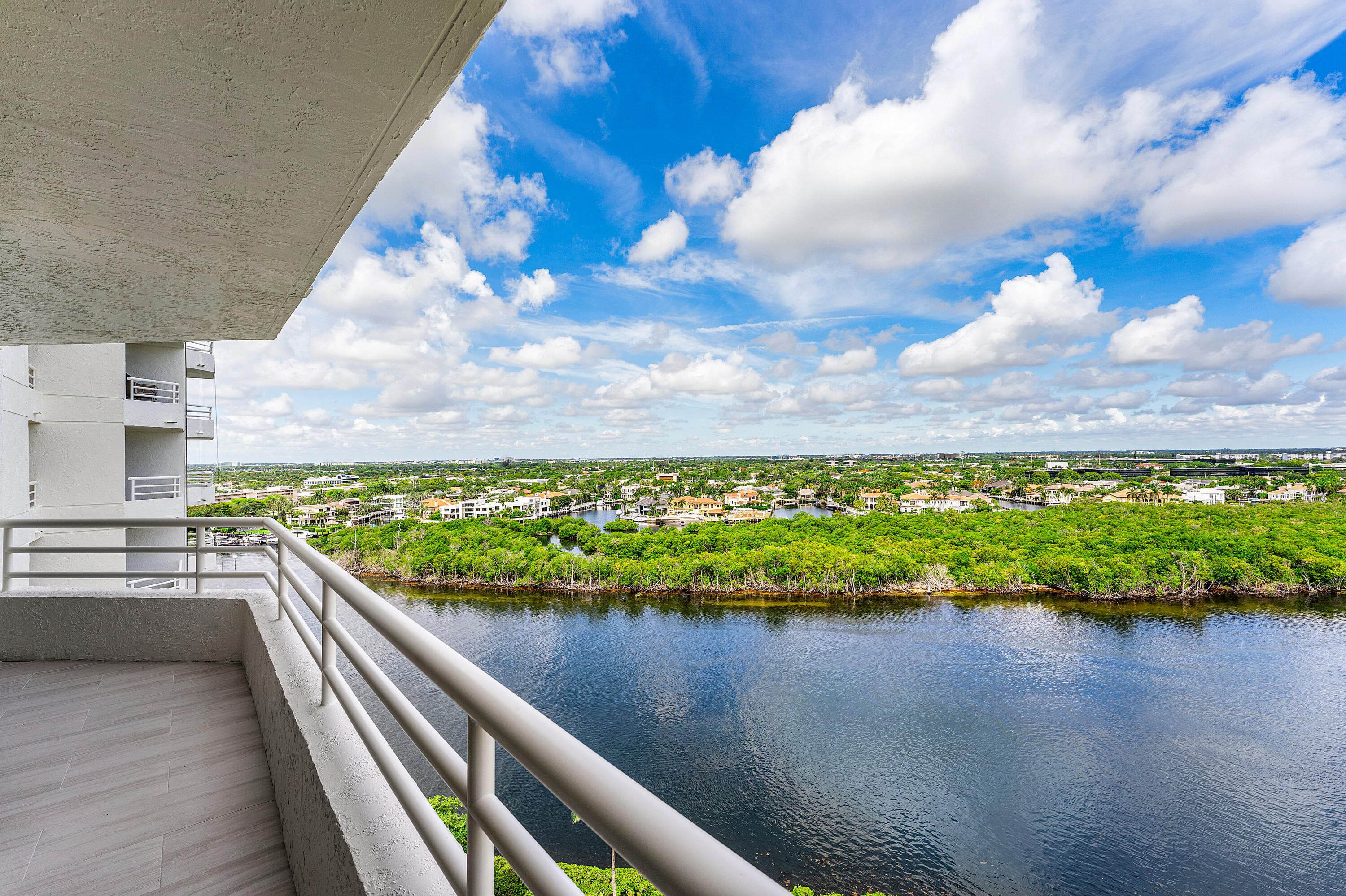4201 Ocean Boulevard 1407, Boca Raton, FL 33431 32