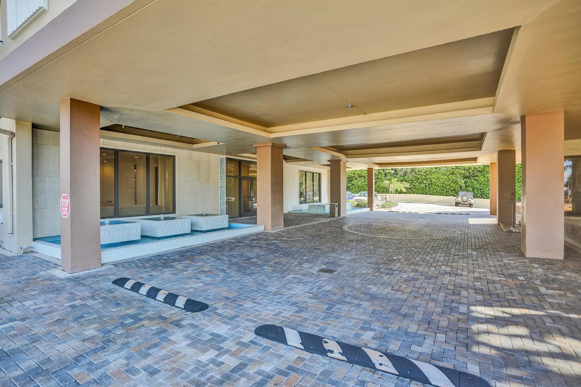 2000 S Ocean Boulevard Lc, Lauderdale-By-The-Sea, FL 33062 3