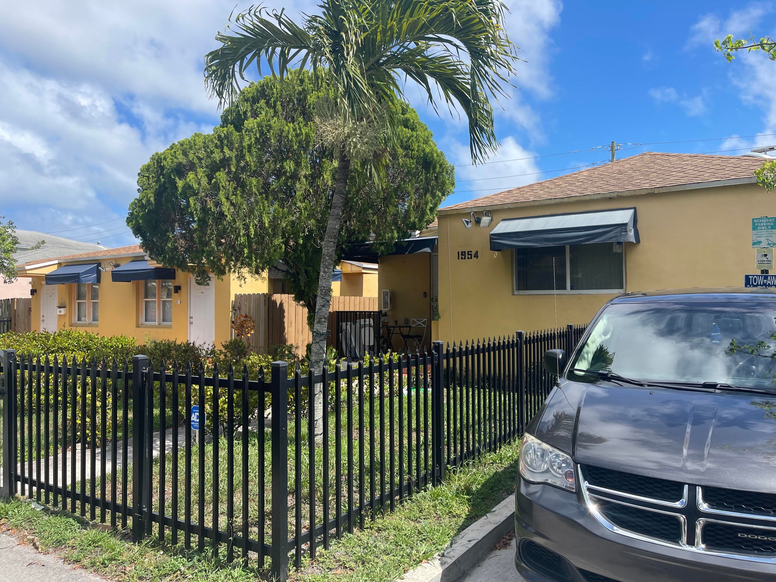 1954 Buchanan Street, Hollywood, FL 33020 5