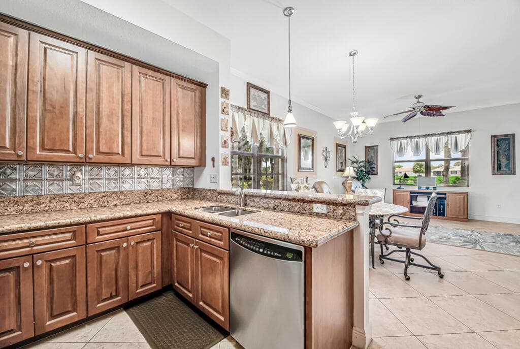 9778 Bowline 101, West Palm Beach, FL 33411 28