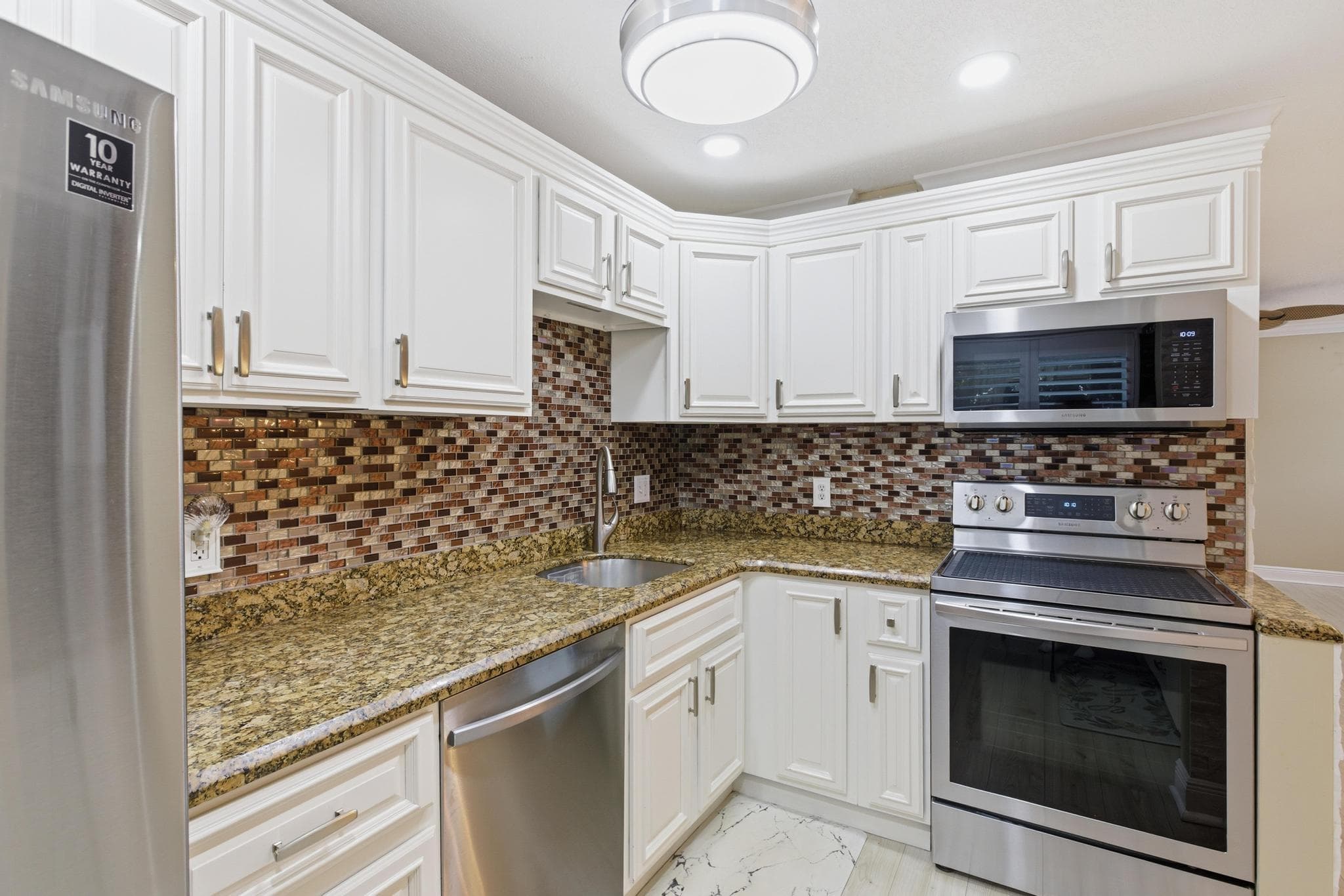 34 Colonial Club Drive 101, Boynton Beach, FL 33435 3