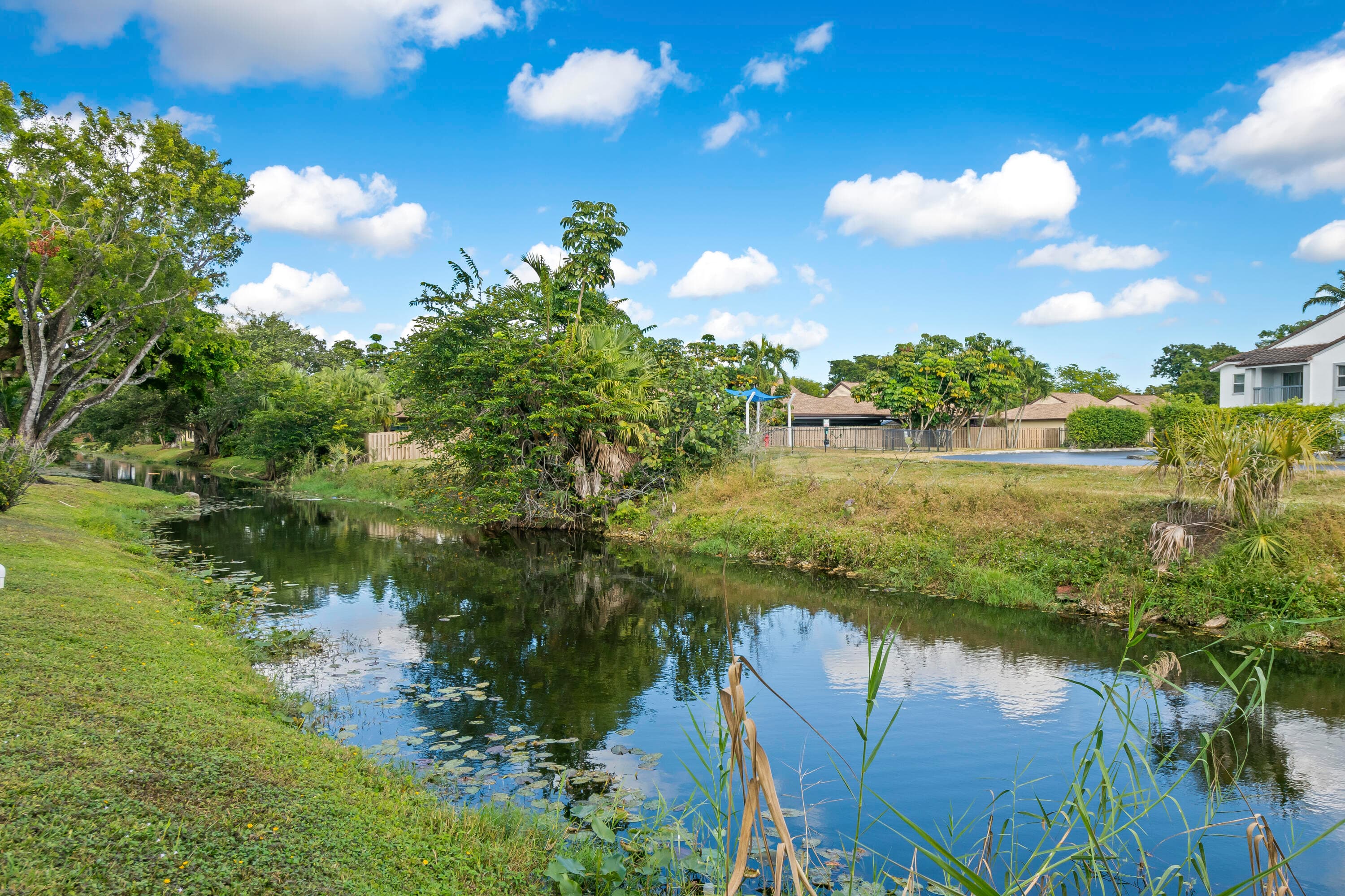 2736 S University Drive 1104, Davie, FL 33328 3