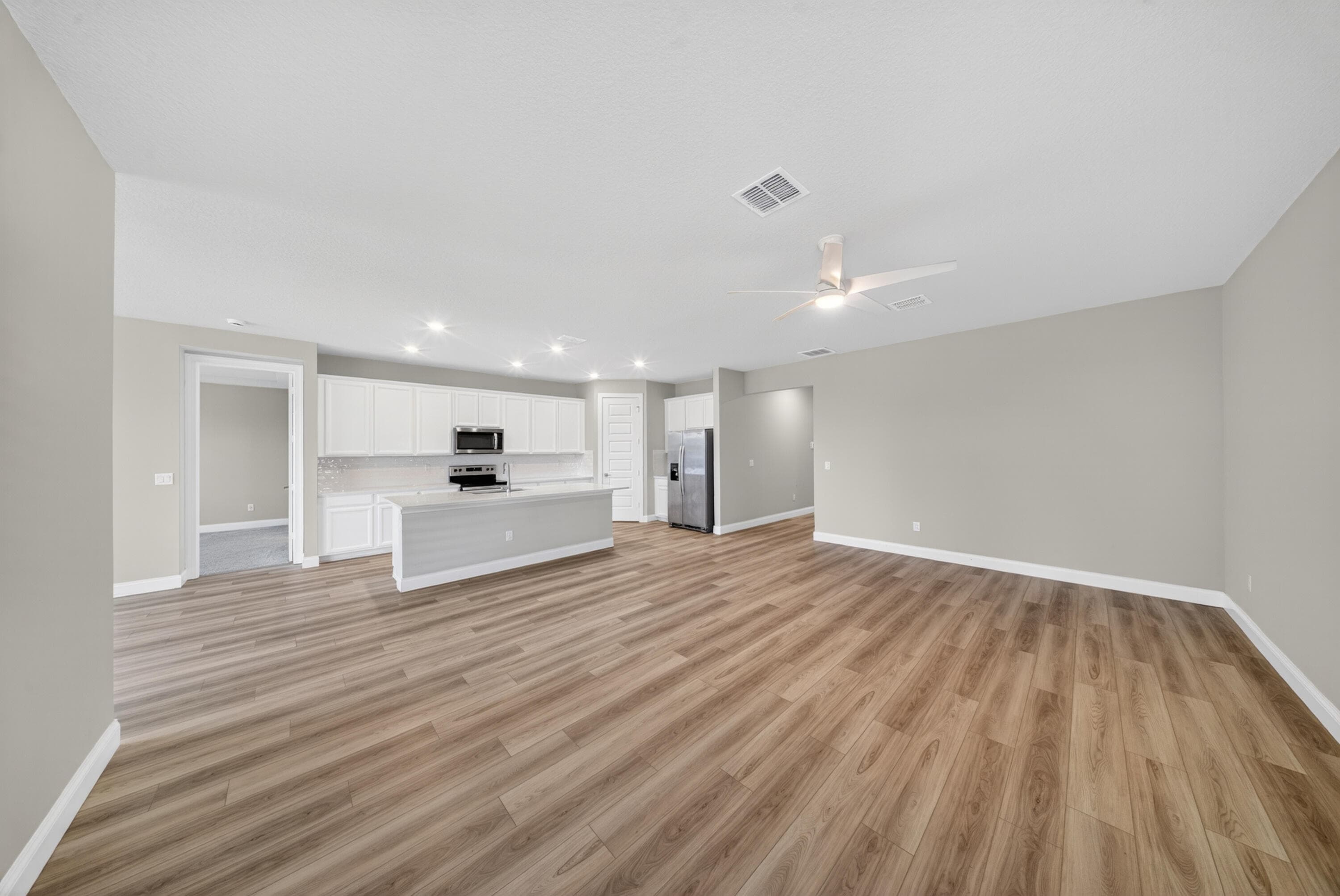 6632 NW Cloverdale Avenue, Port St. Lucie, FL 34987 6