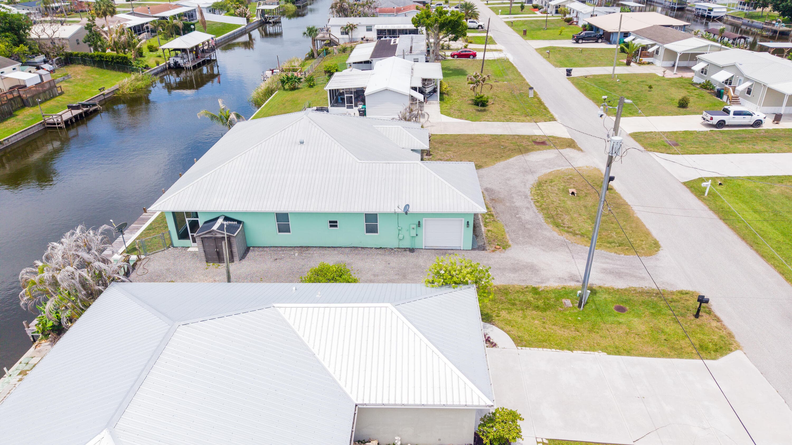 2406 SE 31st Street SE, Okeechobee, FL 34974 24