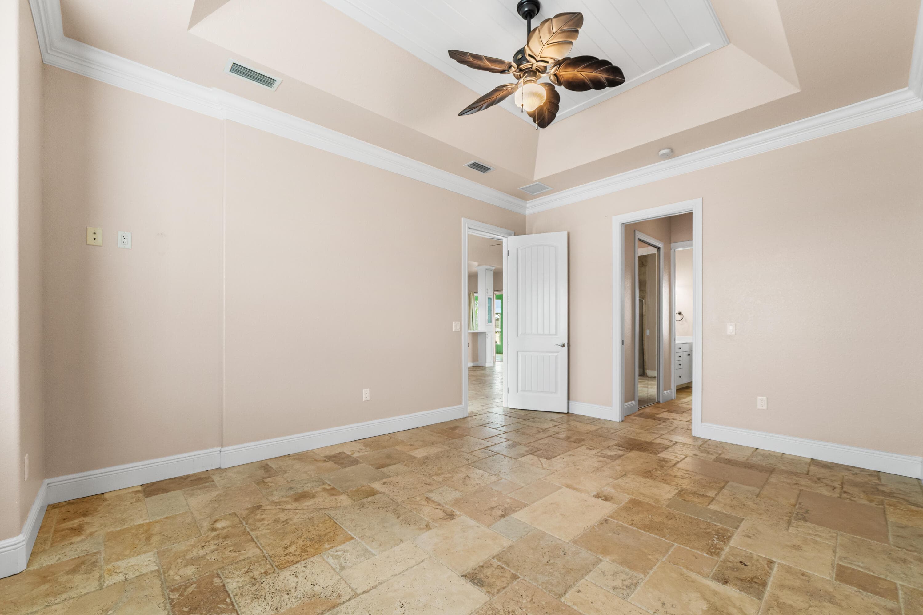 2406 SE 31st Street SE, Okeechobee, FL 34974 56